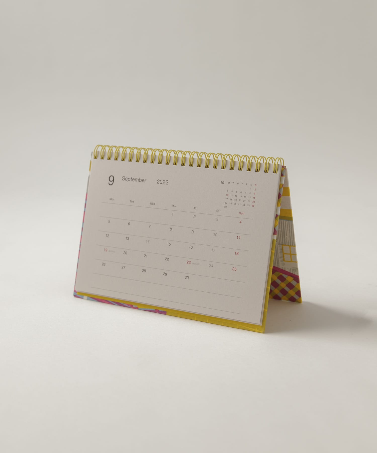 &PAPERS　別注2022カレンダー apartment -