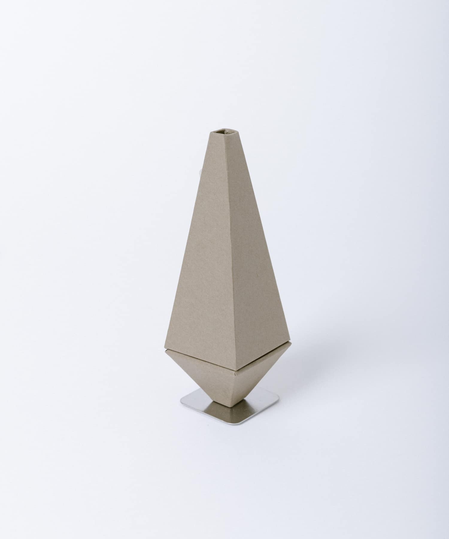 &PAPERS　FANFARE 紙製フラワーベース L.BROWN -