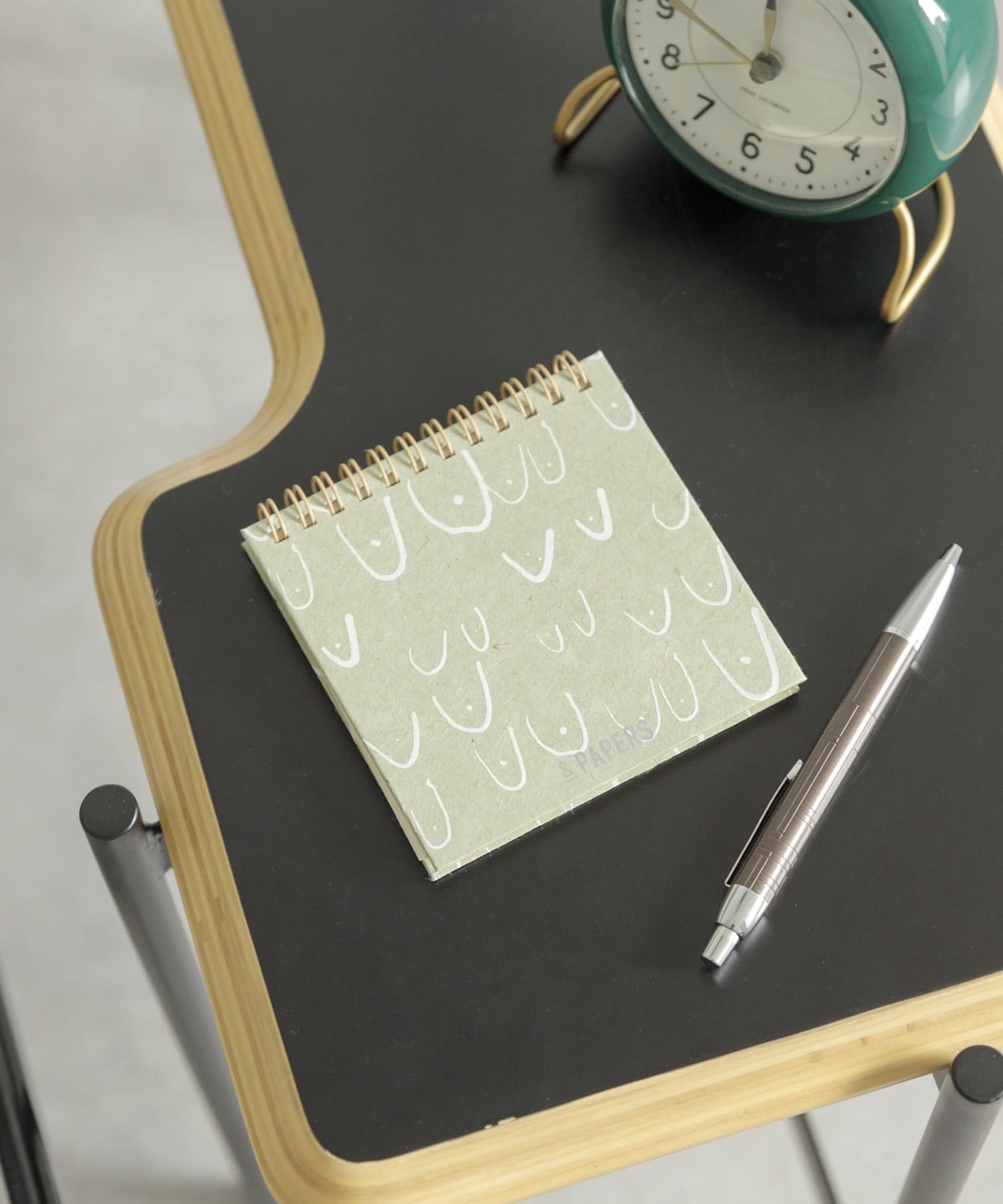 &PAPERS　別注MEMO BOOK