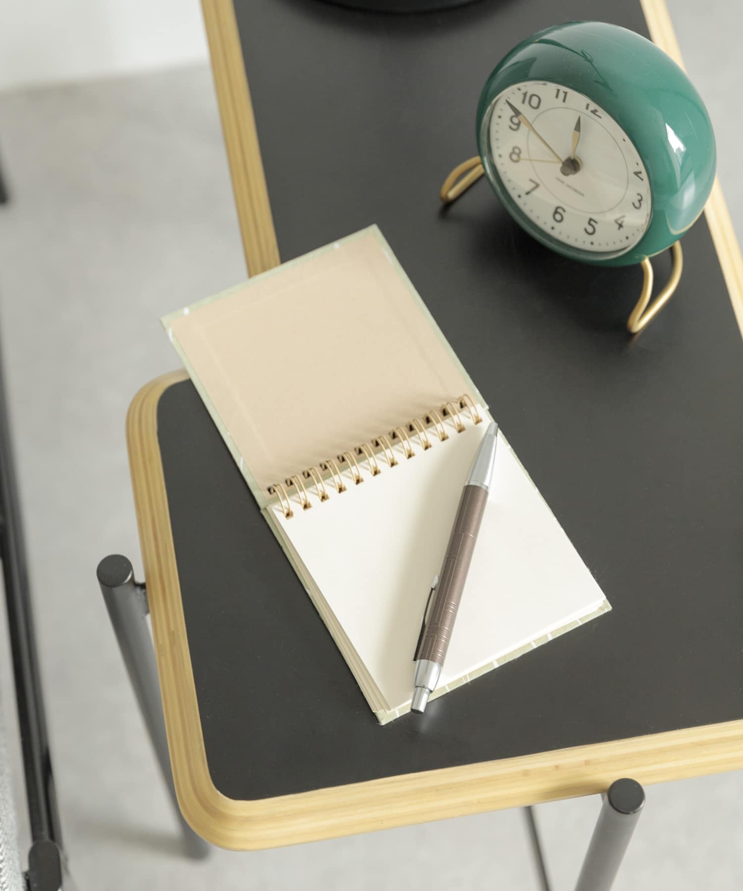 &PAPERS　別注MEMO BOOK mother grn -