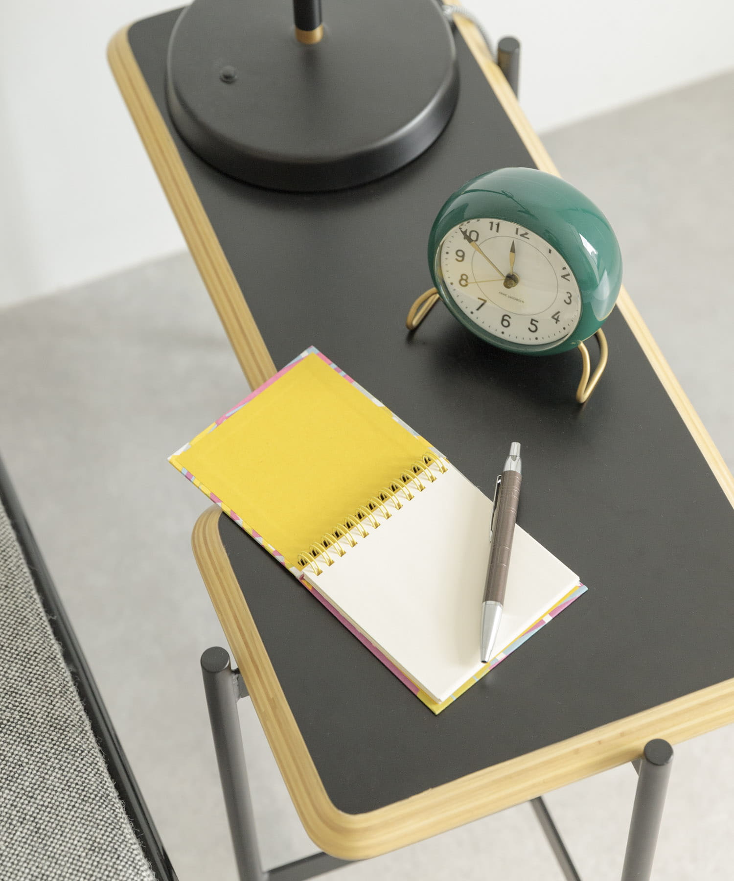 &PAPERS　別注MEMO BOOK apartment -