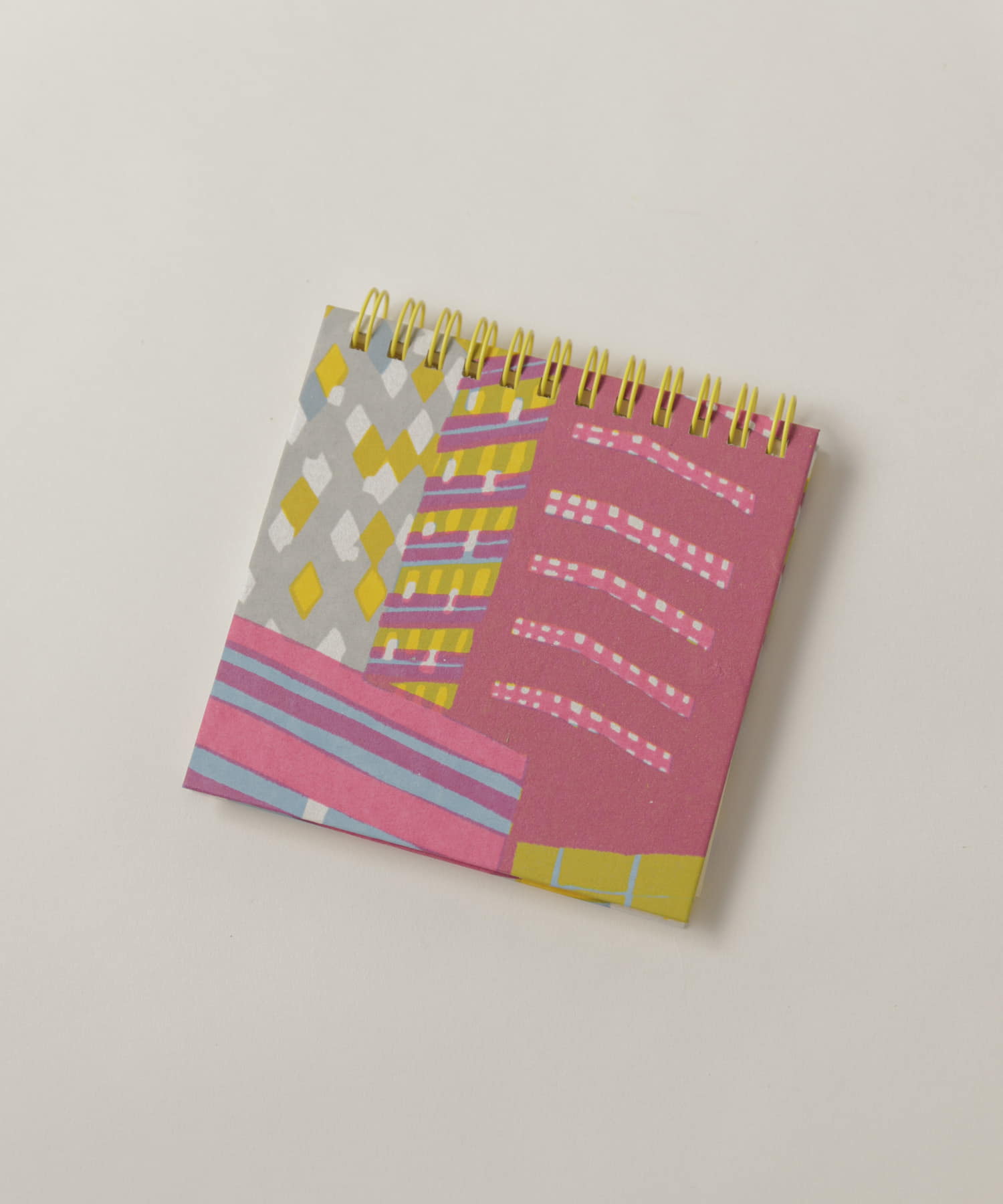 &PAPERS　別注MEMO BOOK apartment -