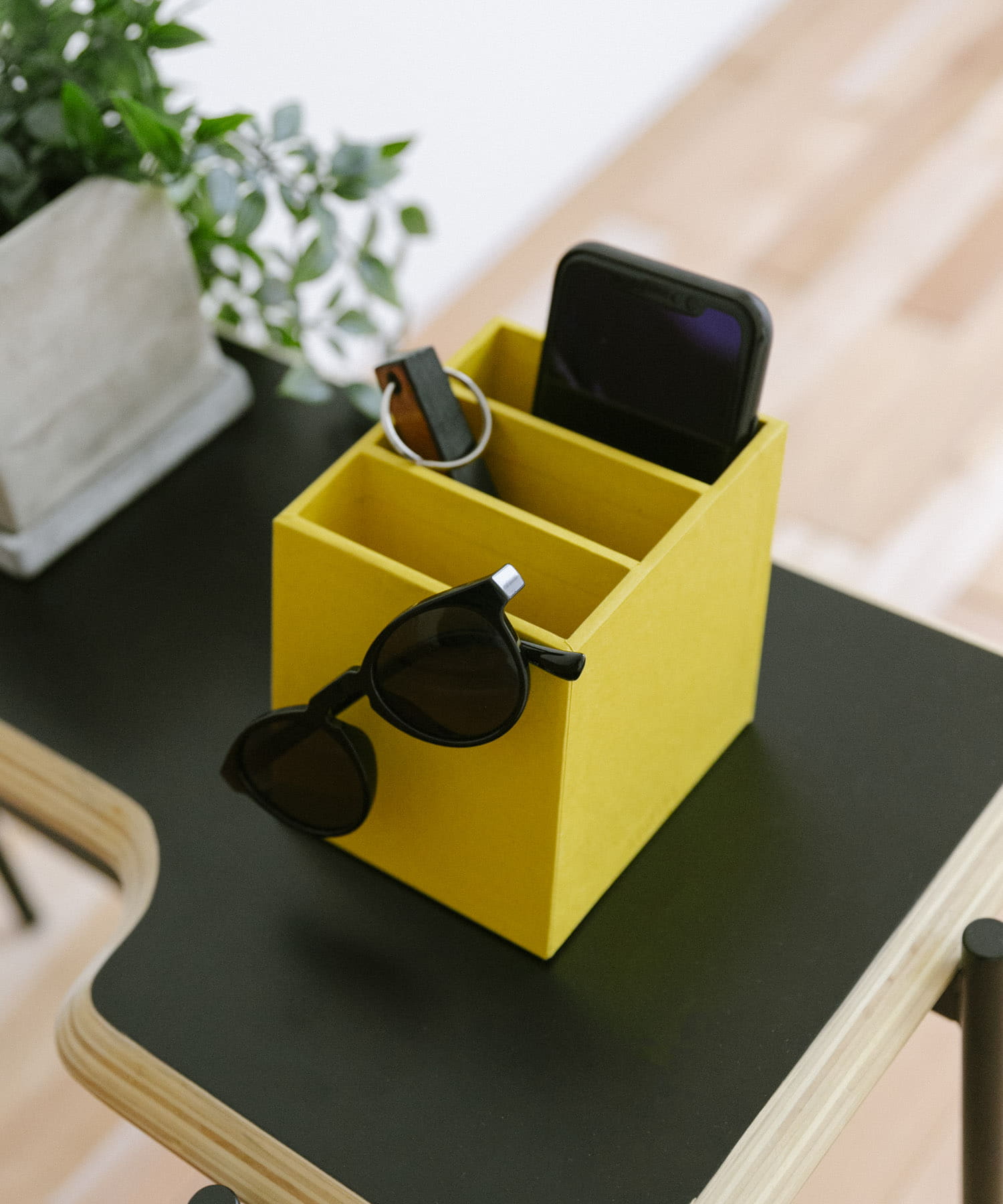 &PAPERS　OBLIQUE デスクトップオーガナイザー YELLOW -