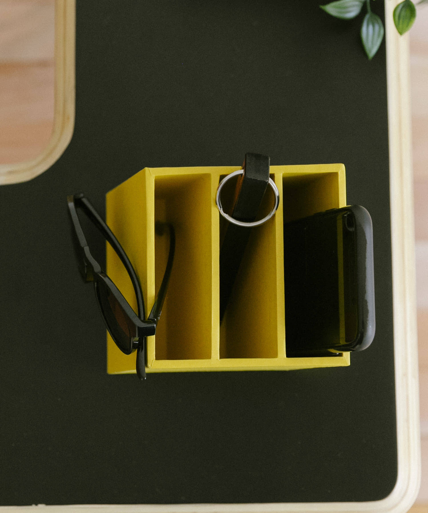 &PAPERS　OBLIQUE デスクトップオーガナイザー YELLOW -