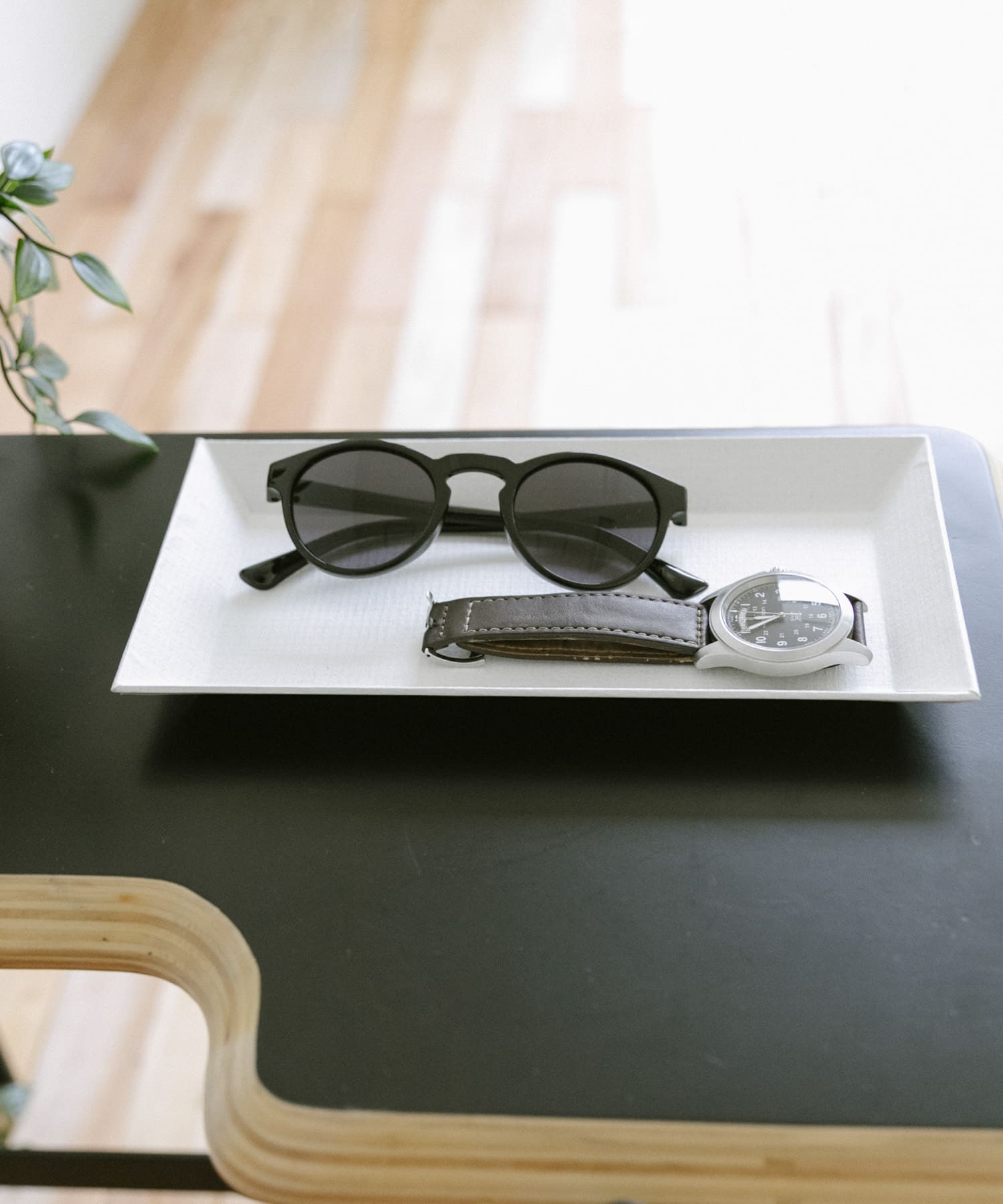 &PAPERS　PAPER TRAY -LONG- WHITE -