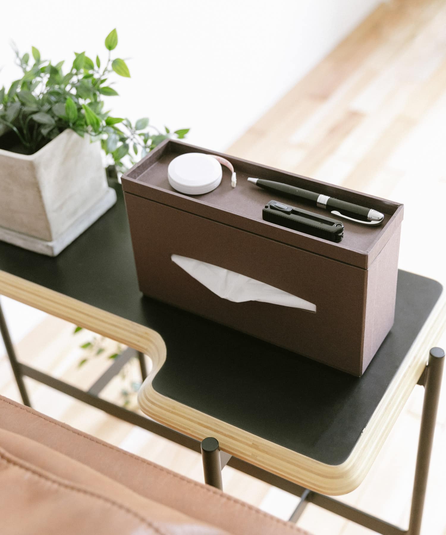 &PAPERS　別注SNEAK SIDE 横型ティッシュケース DARK BROWN -