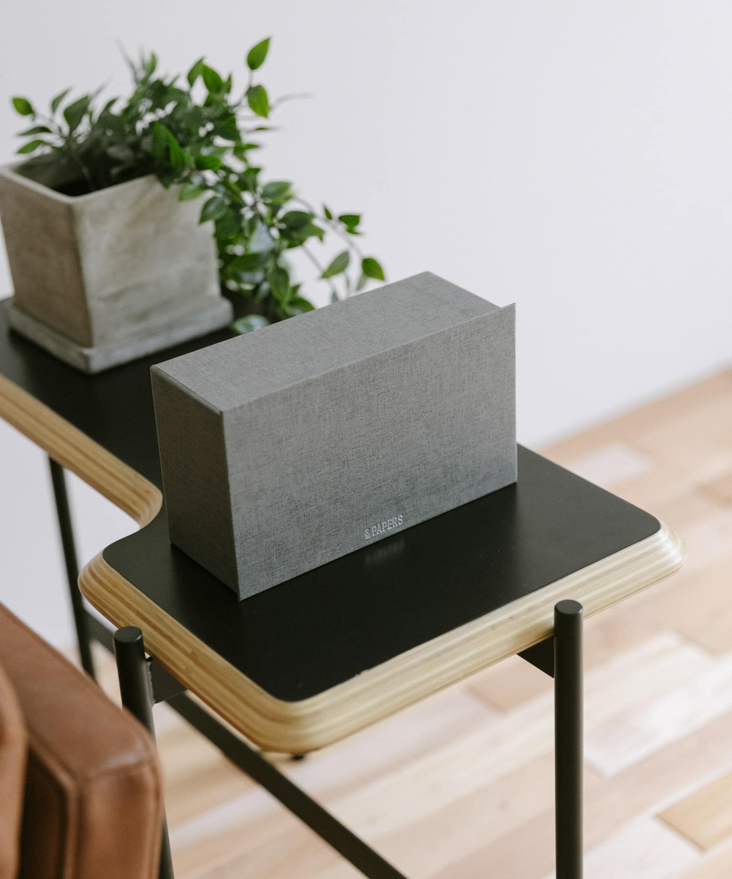 &PAPERS　別注STANLEY マスク収納ケース GRAYxBLUE -