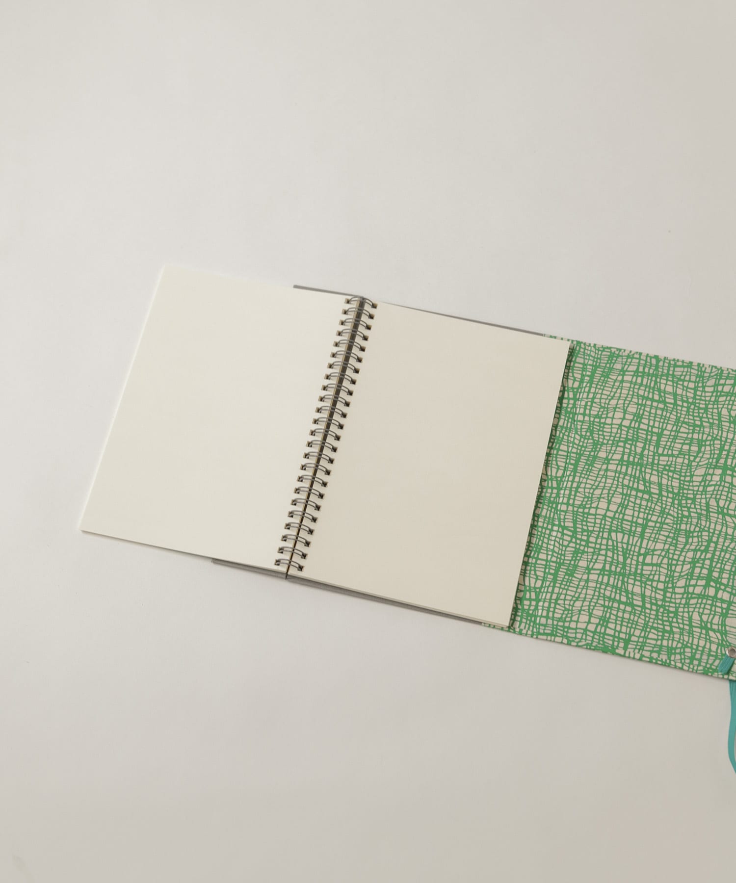 &PAPERS　別注TRI A5 NOTEBOOK grid green -