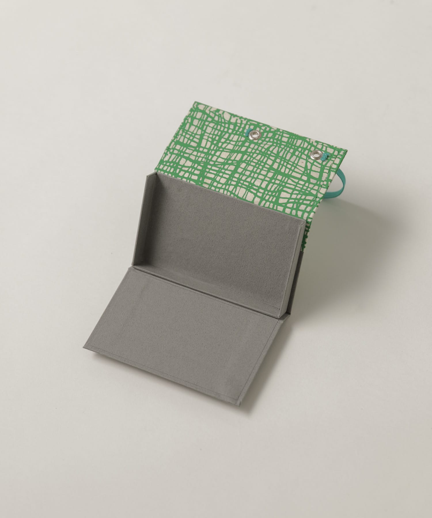 &PAPERS　別注TRI CARD CASE grid green -