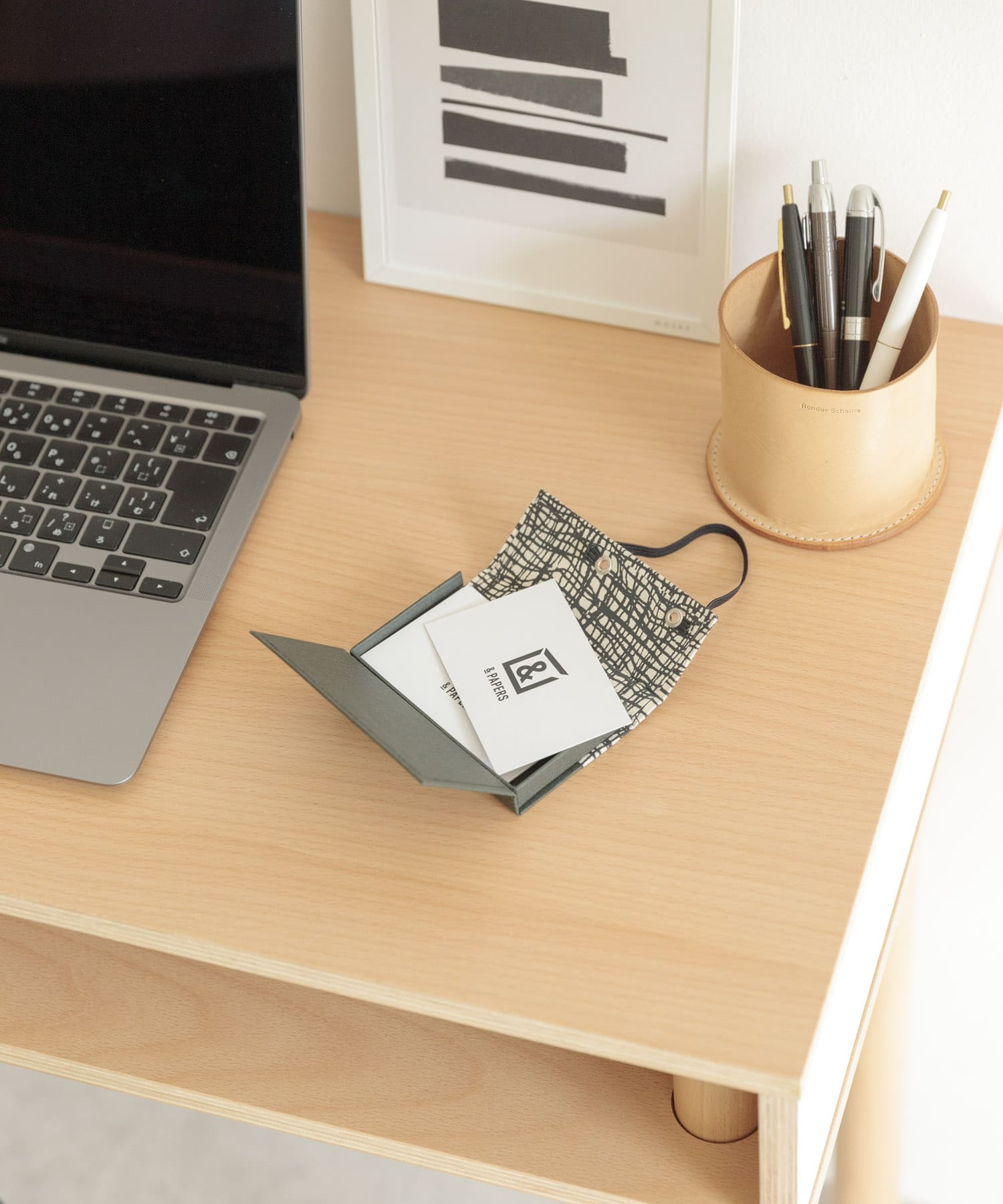 &PAPERS　別注TRI CARD CASE grid black -