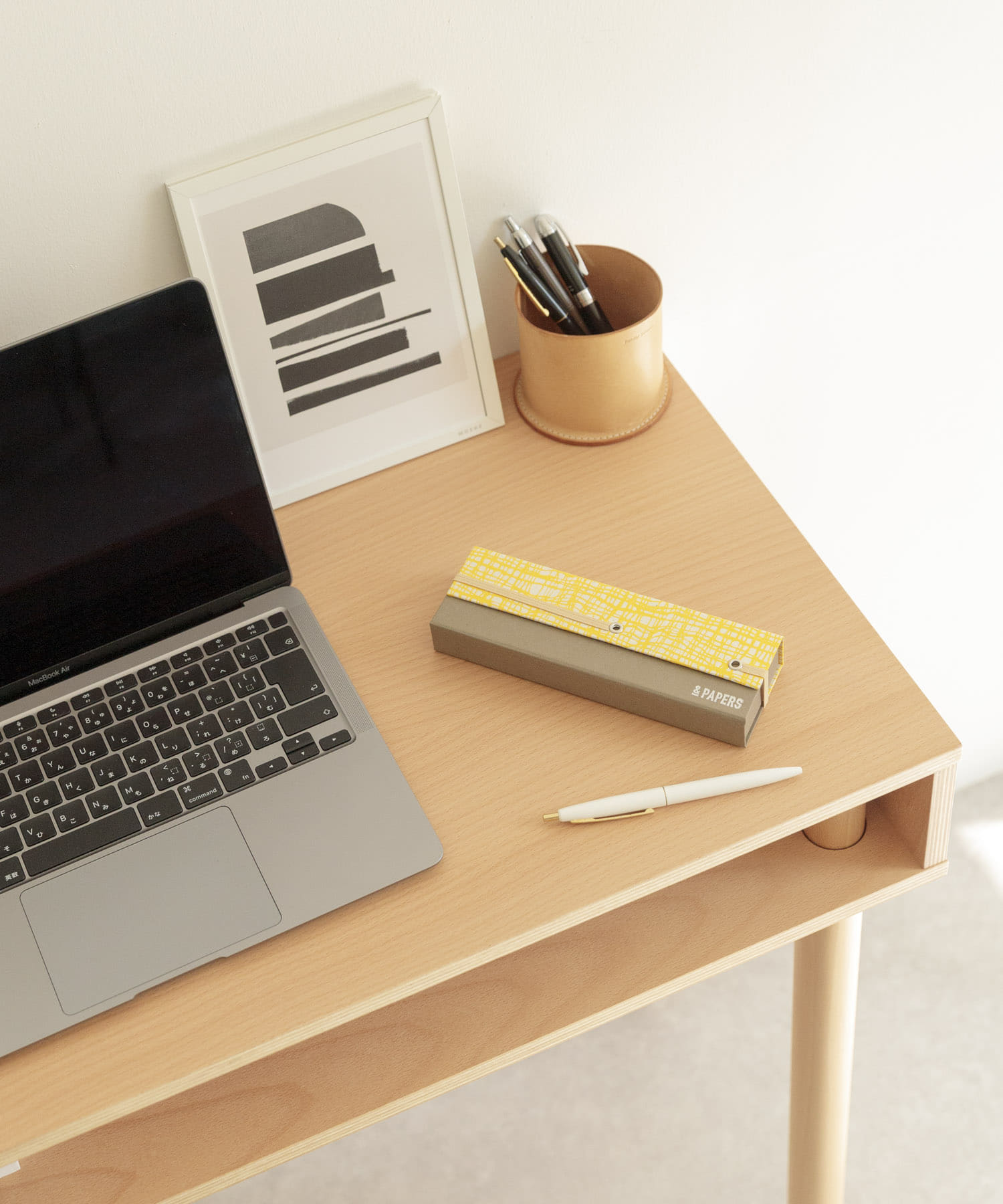 &PAPERS　別注TRI PEN CASE gridyellow -