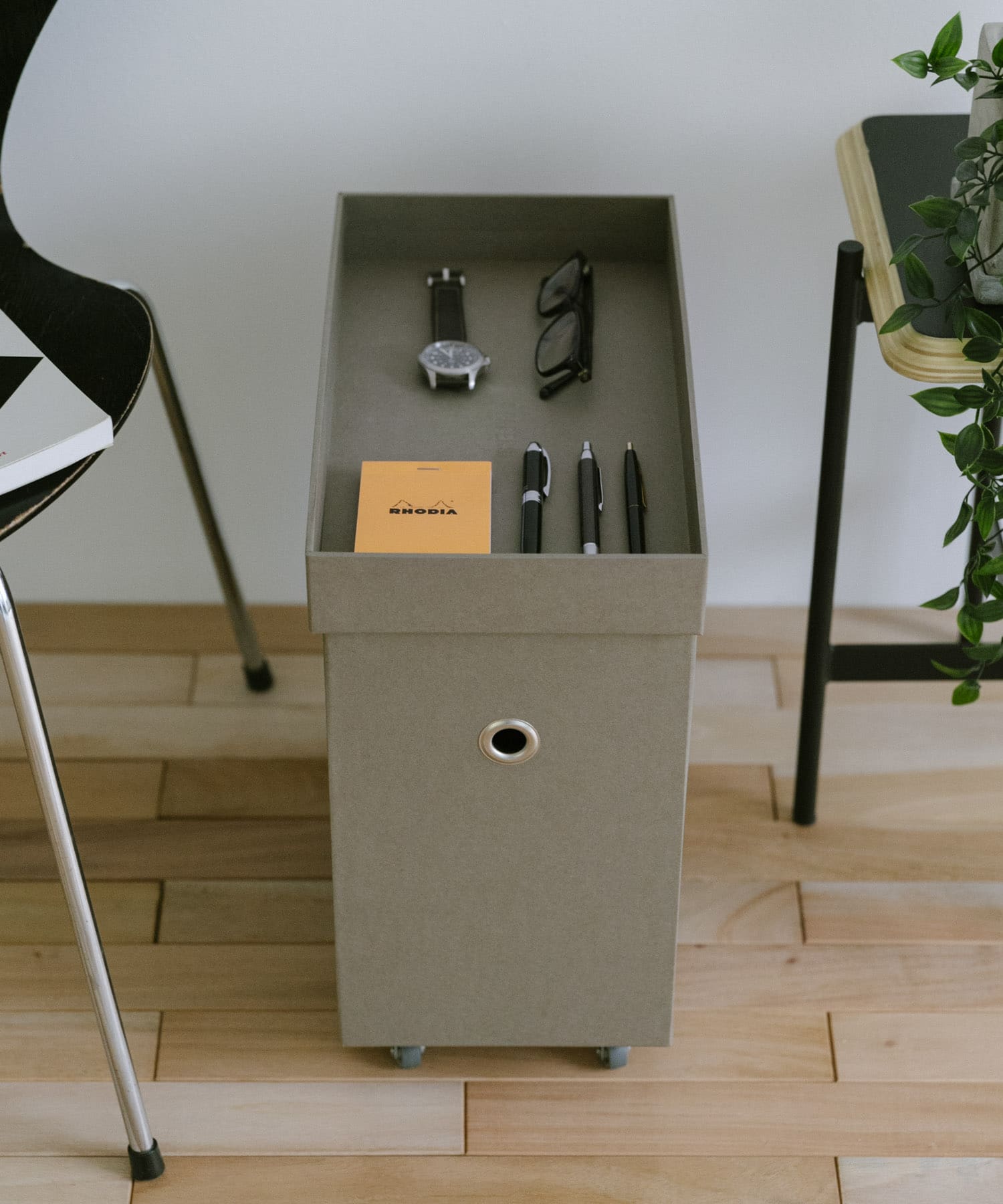 &PAPERS　別注TROLLEY PLUS 収納ボックス TAUPE -