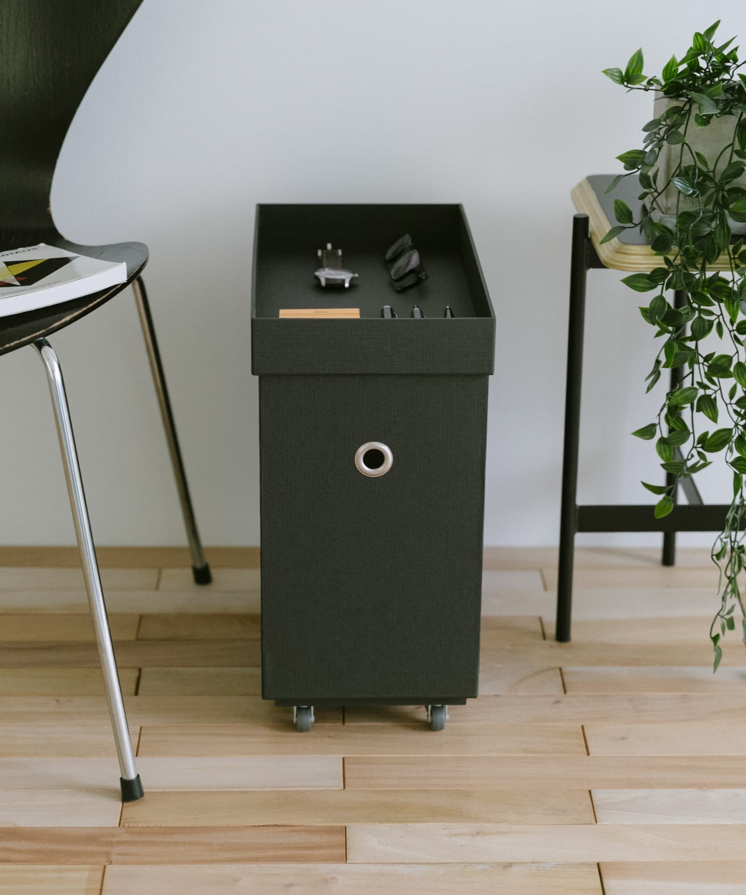 &PAPERS　別注TROLLEY PLUS 収納ボックス BLACK -