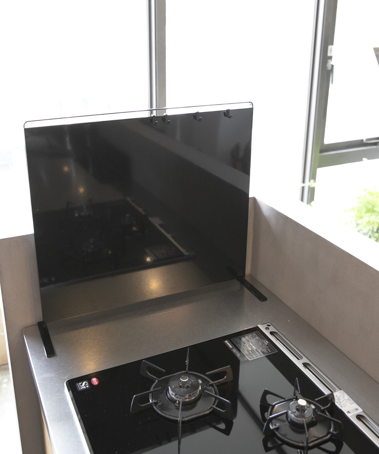 tower　キッチン自立式スチールパネル 縦型 ブラック -