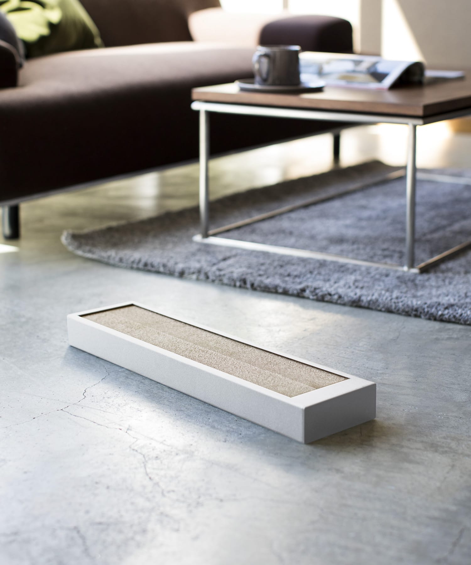 tower　猫の爪とぎケース ホワイト -