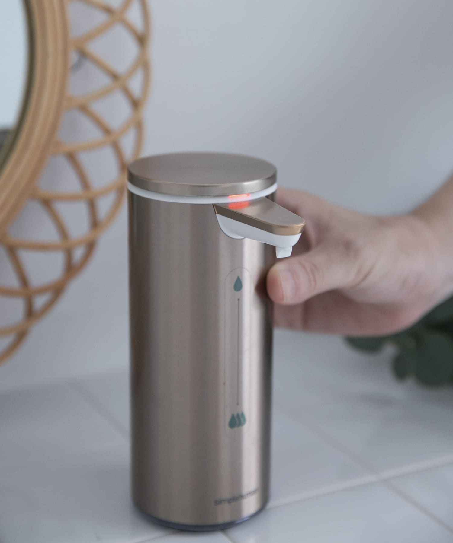 simplehuman　充電式 センサーポンプ ROSE GOLD -