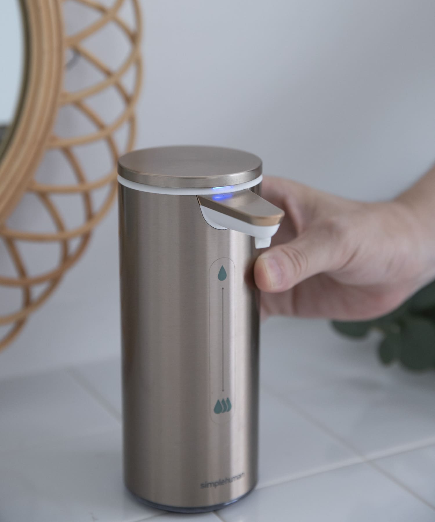 simplehuman　充電式 センサーポンプ ROSE GOLD -