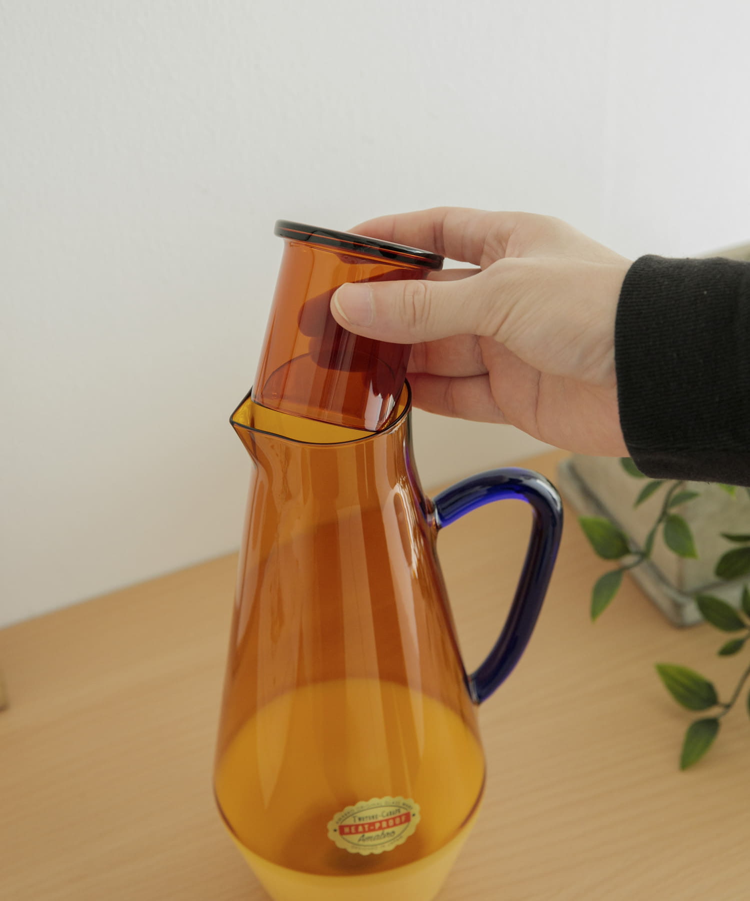 amabro　TWO TONE CARAFE Amber -