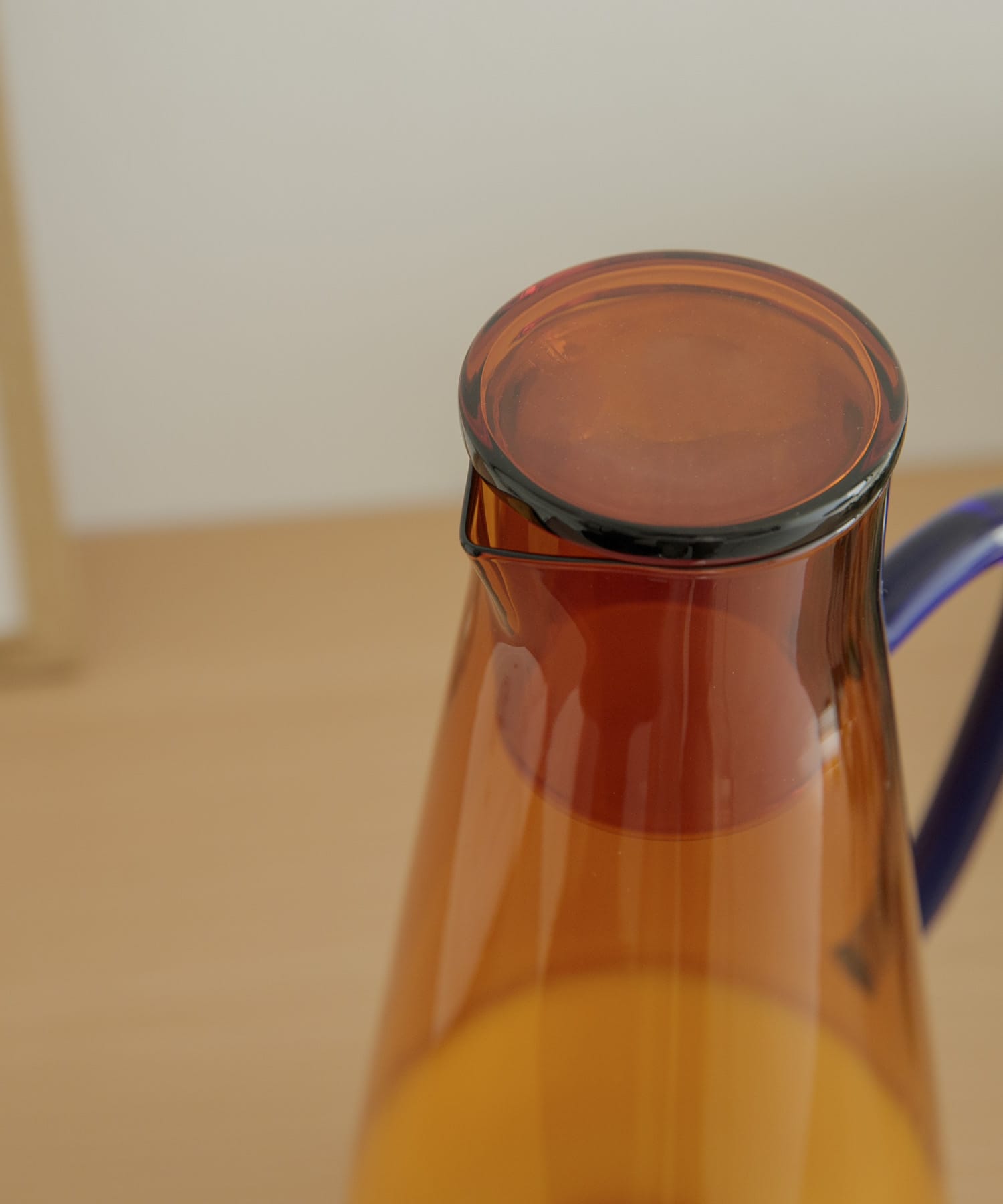 amabro　TWO TONE CARAFE Amber -