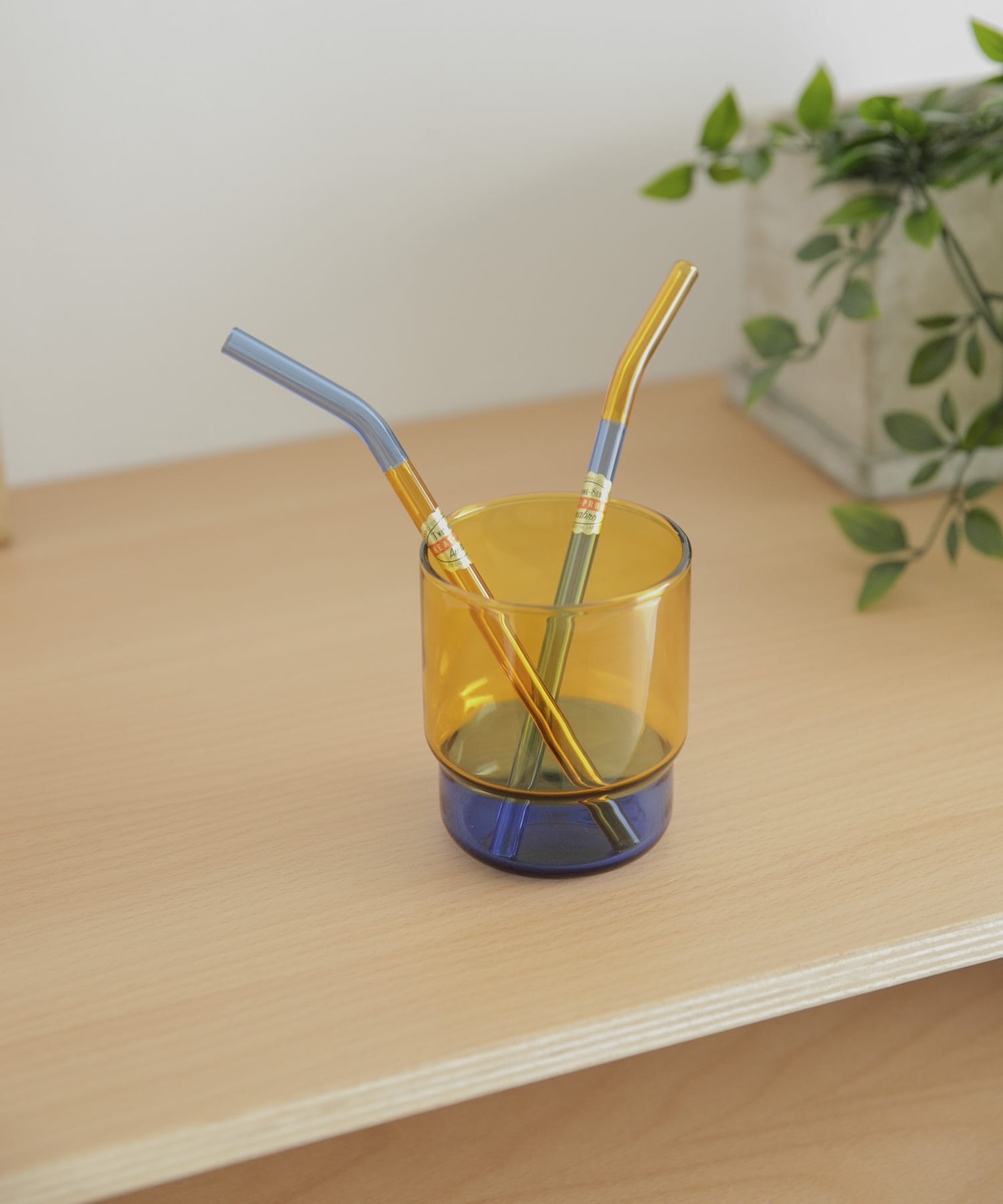 amabro　TWO TONE GLASS STRAW AmberxBlue -