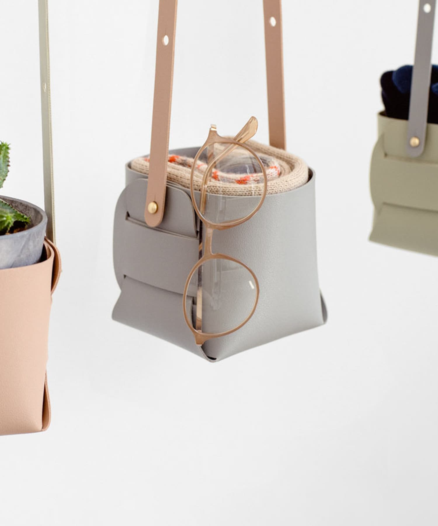 amabro　SOFT LEATHER POT