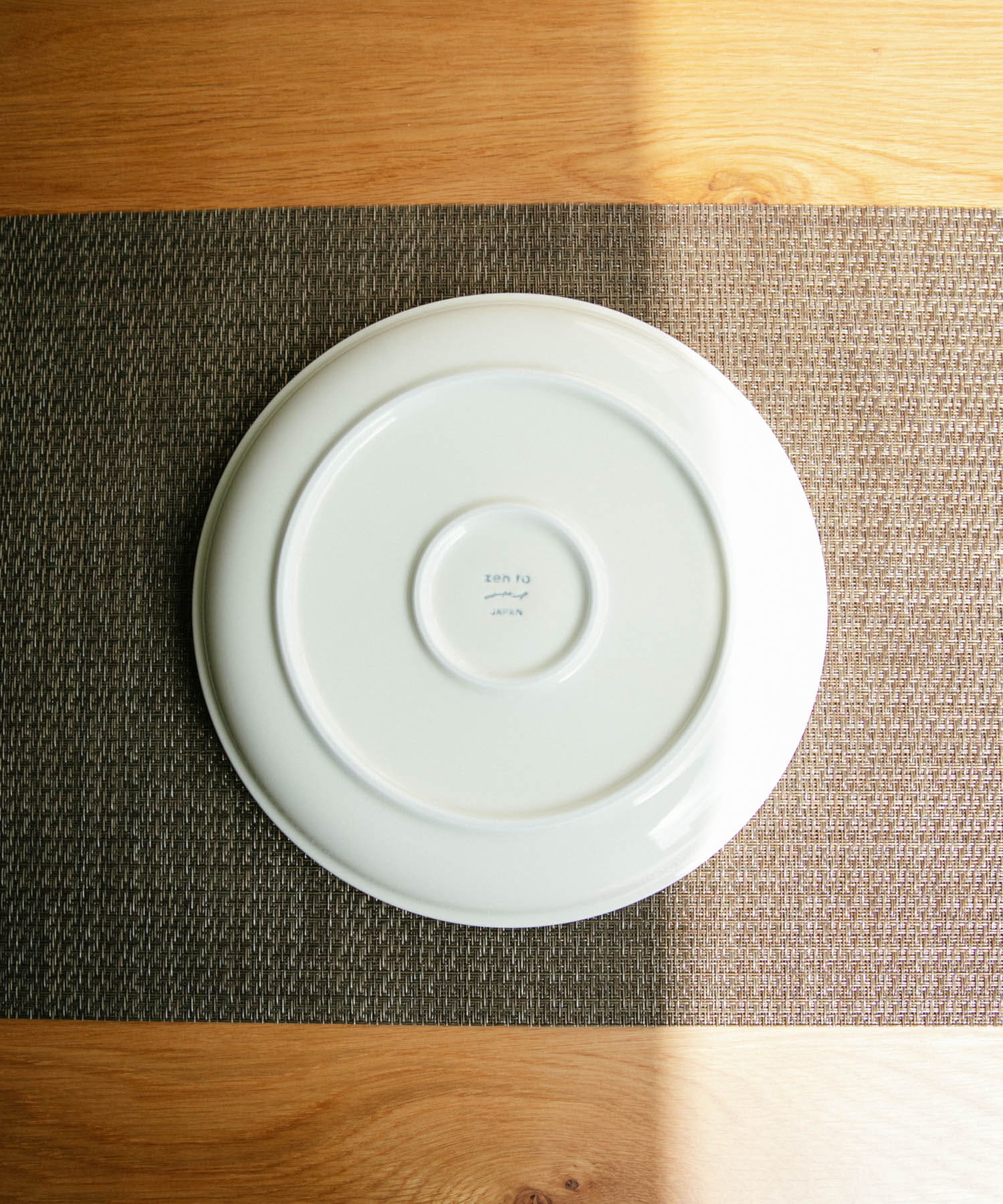 zen to　吉冨寛基 内玉縁カレー皿 White -