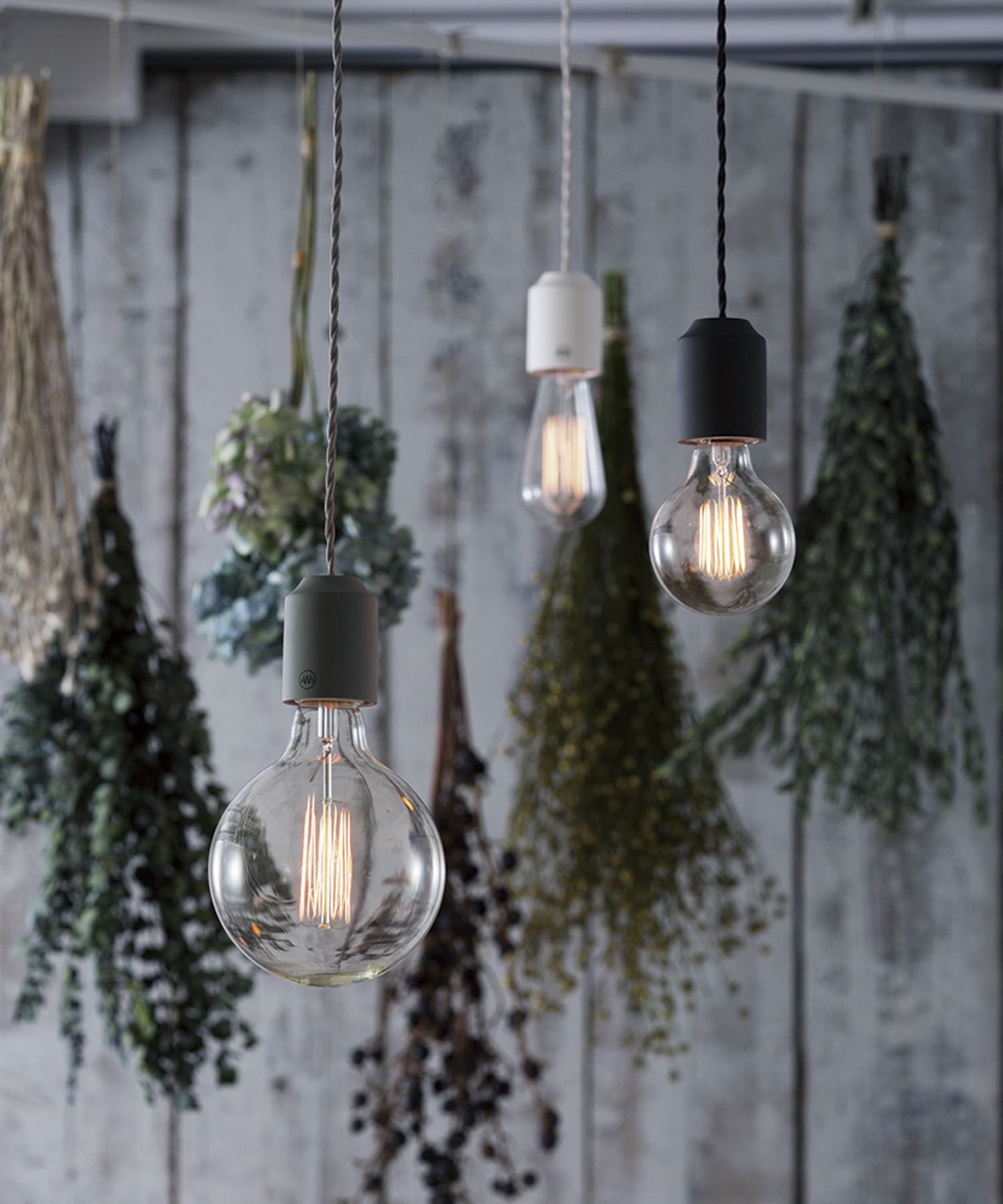 ARTWORKSTUDIO　Ceramic Jupiter ペンダント BLACK -