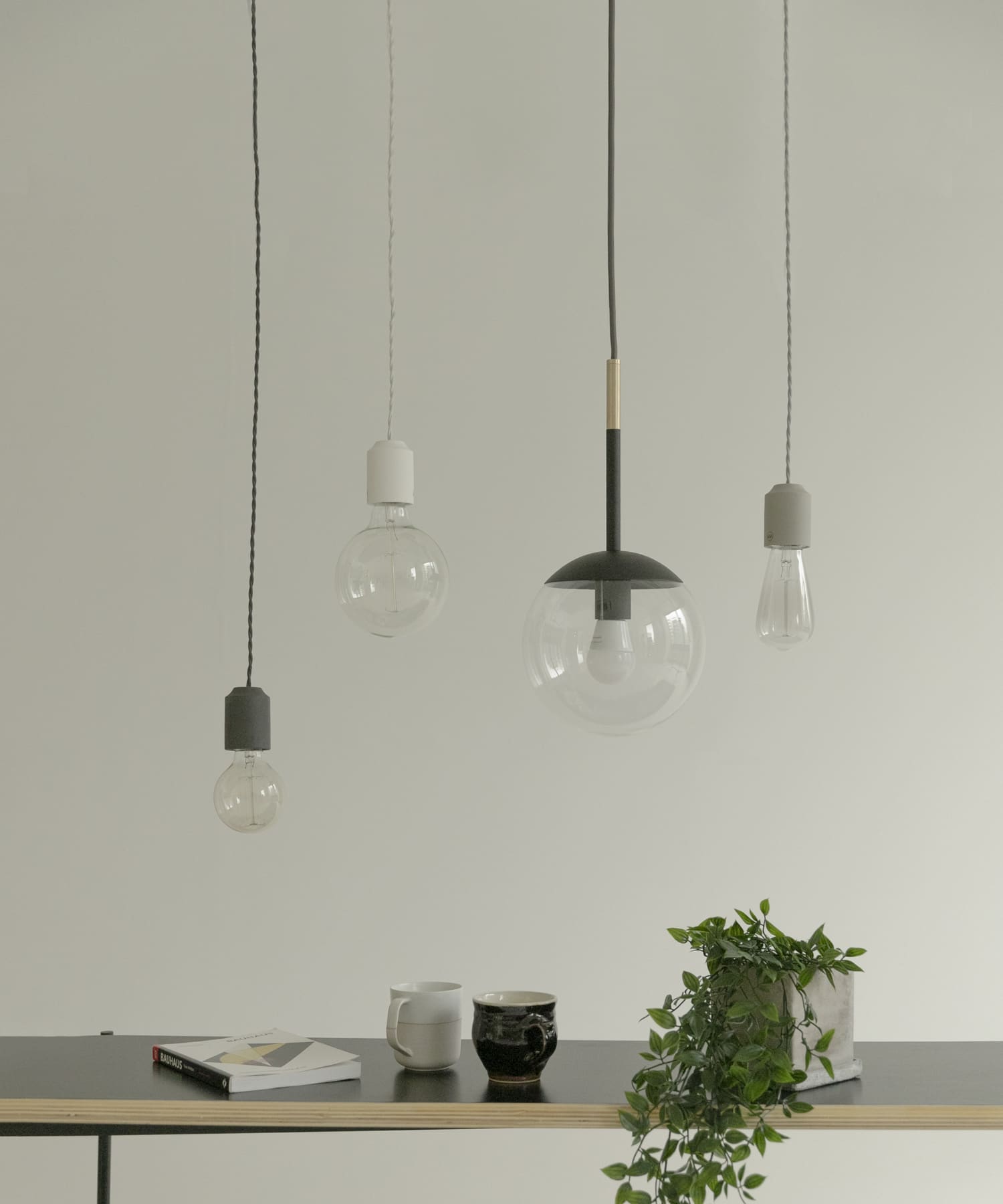 ARTWORKSTUDIO　Ceramic Jupiter ペンダント GRAY -