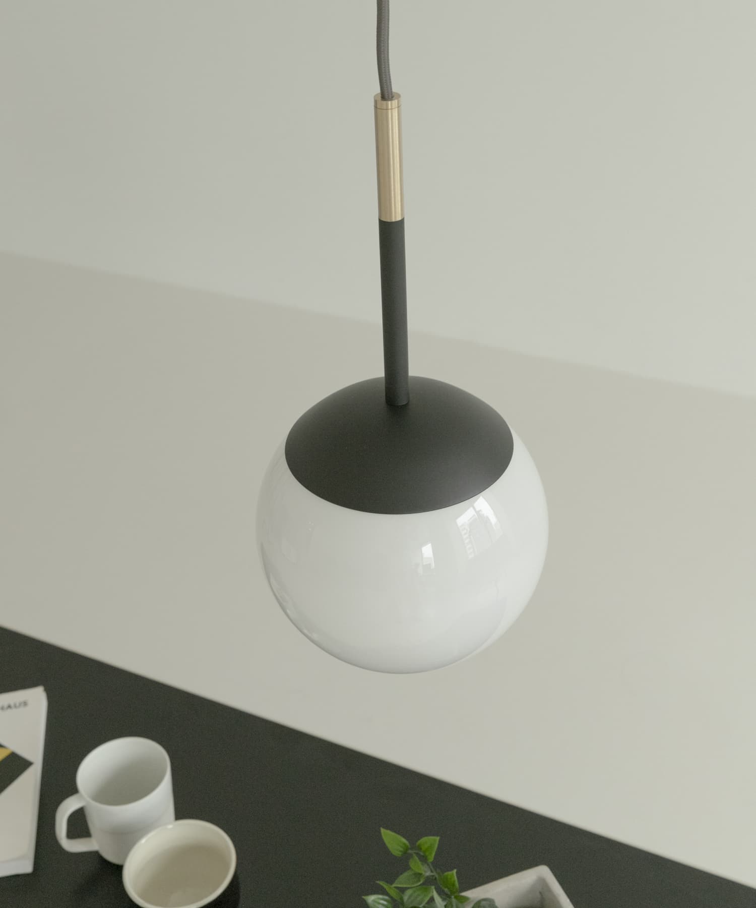 ARTWORKSTUDIO Blissペンダント1-LED電球付き(- BLK CLEAR