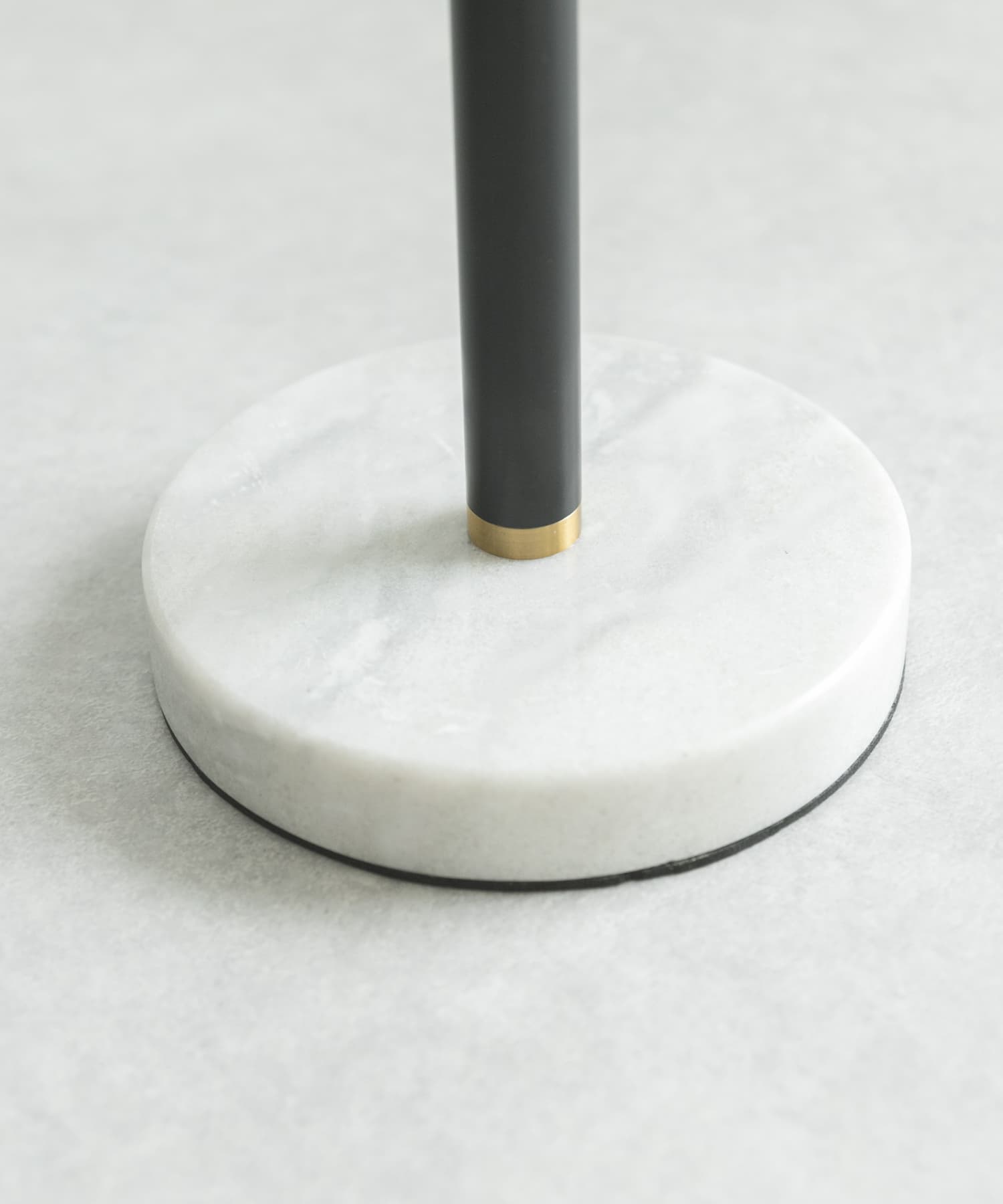 hermosa　MARBLE FAN BLACK -