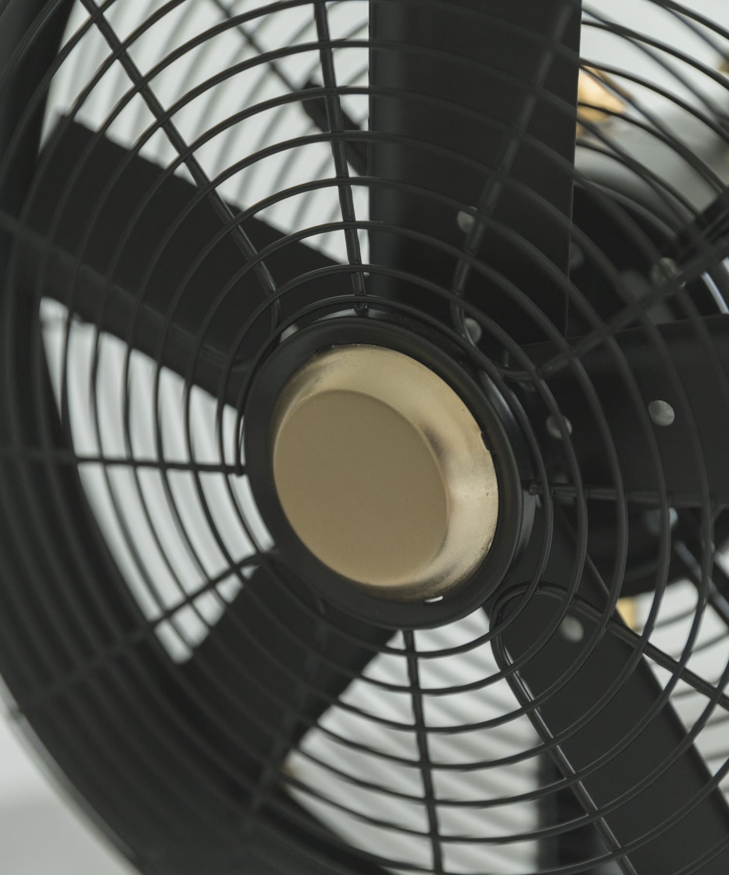 hermosa　MARBLE FAN BLACK -