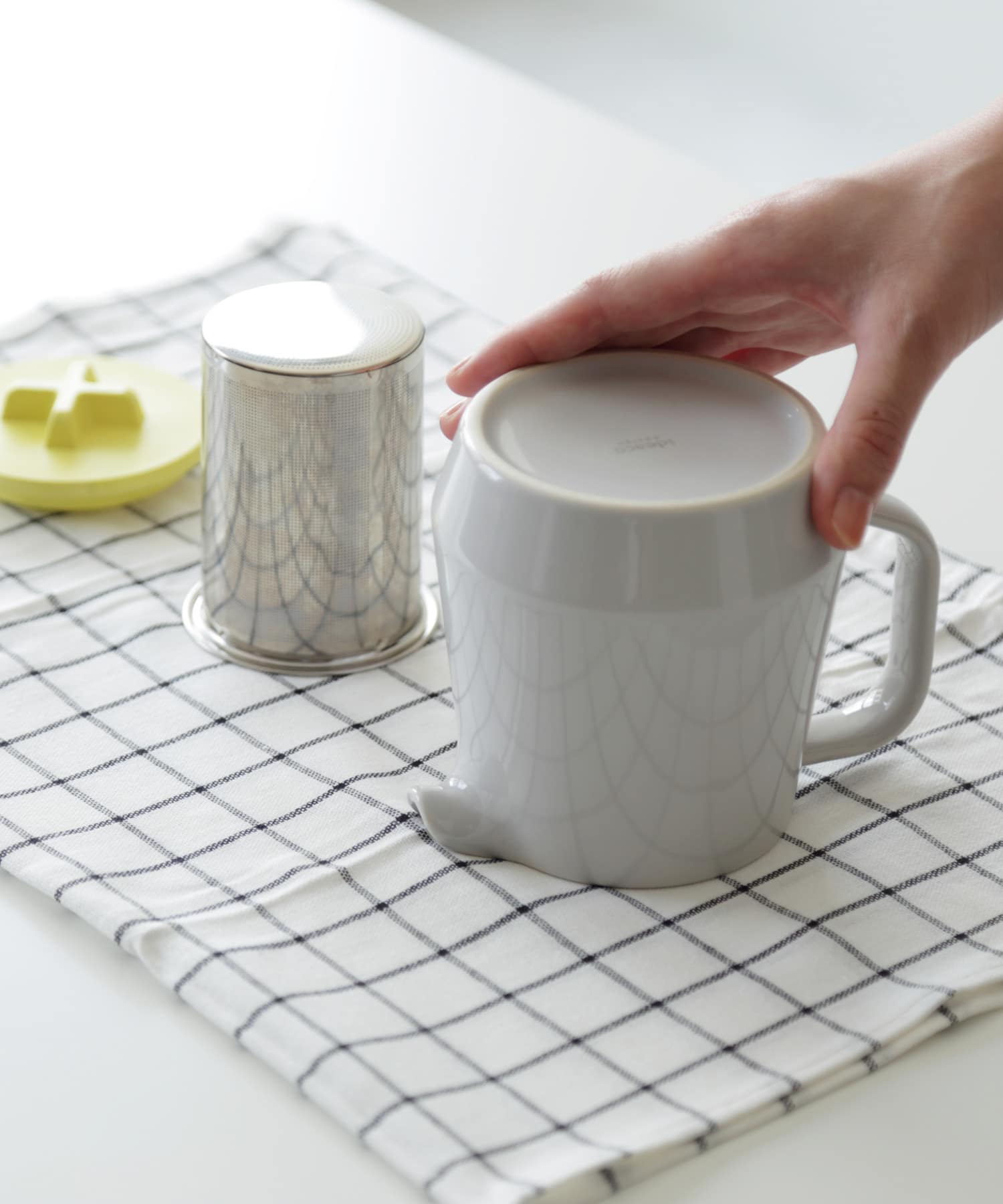 ideaco　Tableware 450 teapot GRAYxYEL -