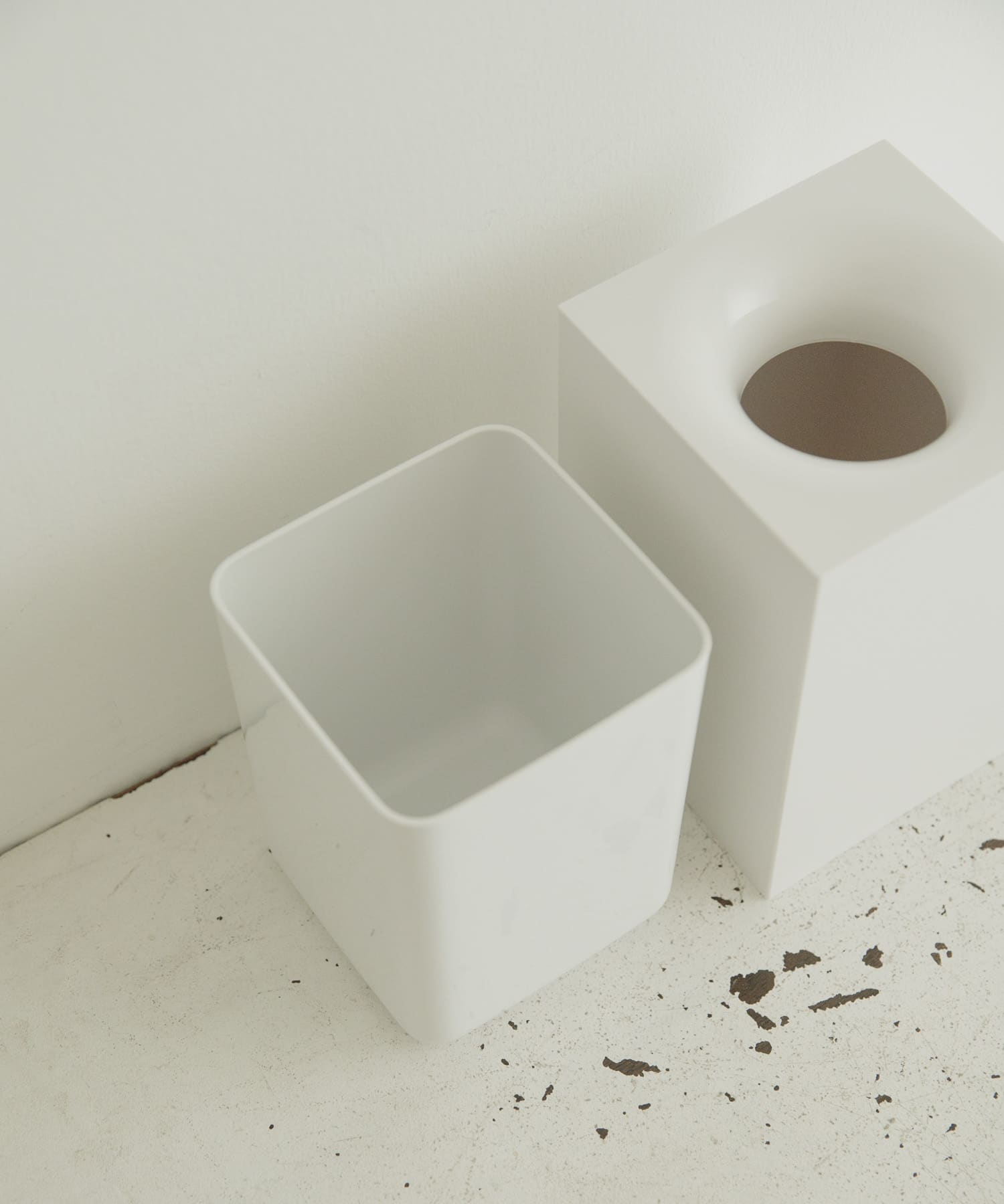 I’m D　RETTO ダストボックス WHITE -