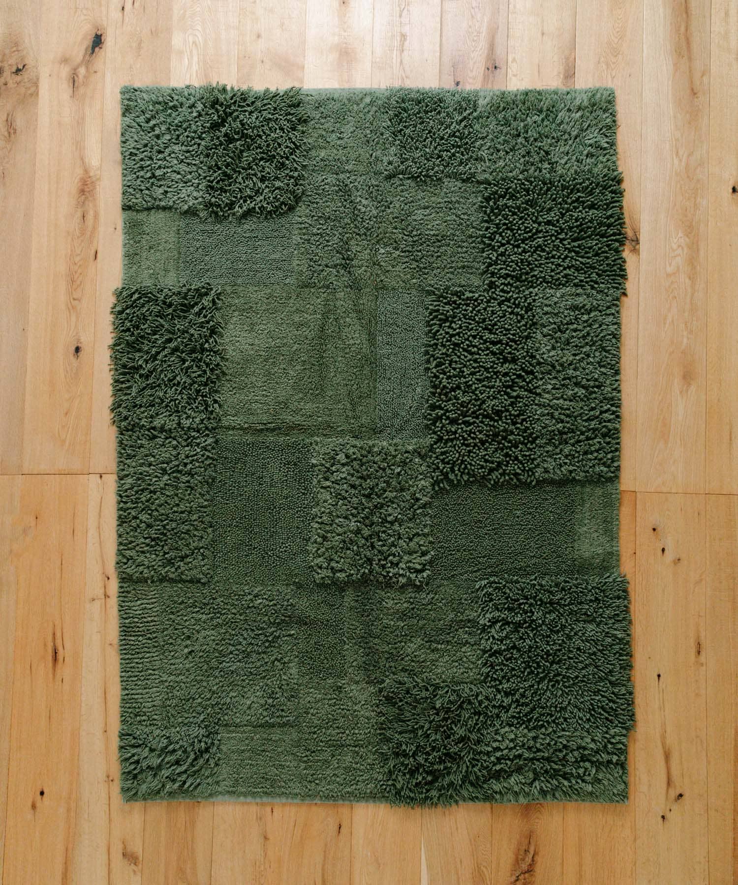 RugRu　ぺテル ラグ 140×200cm GREEN -