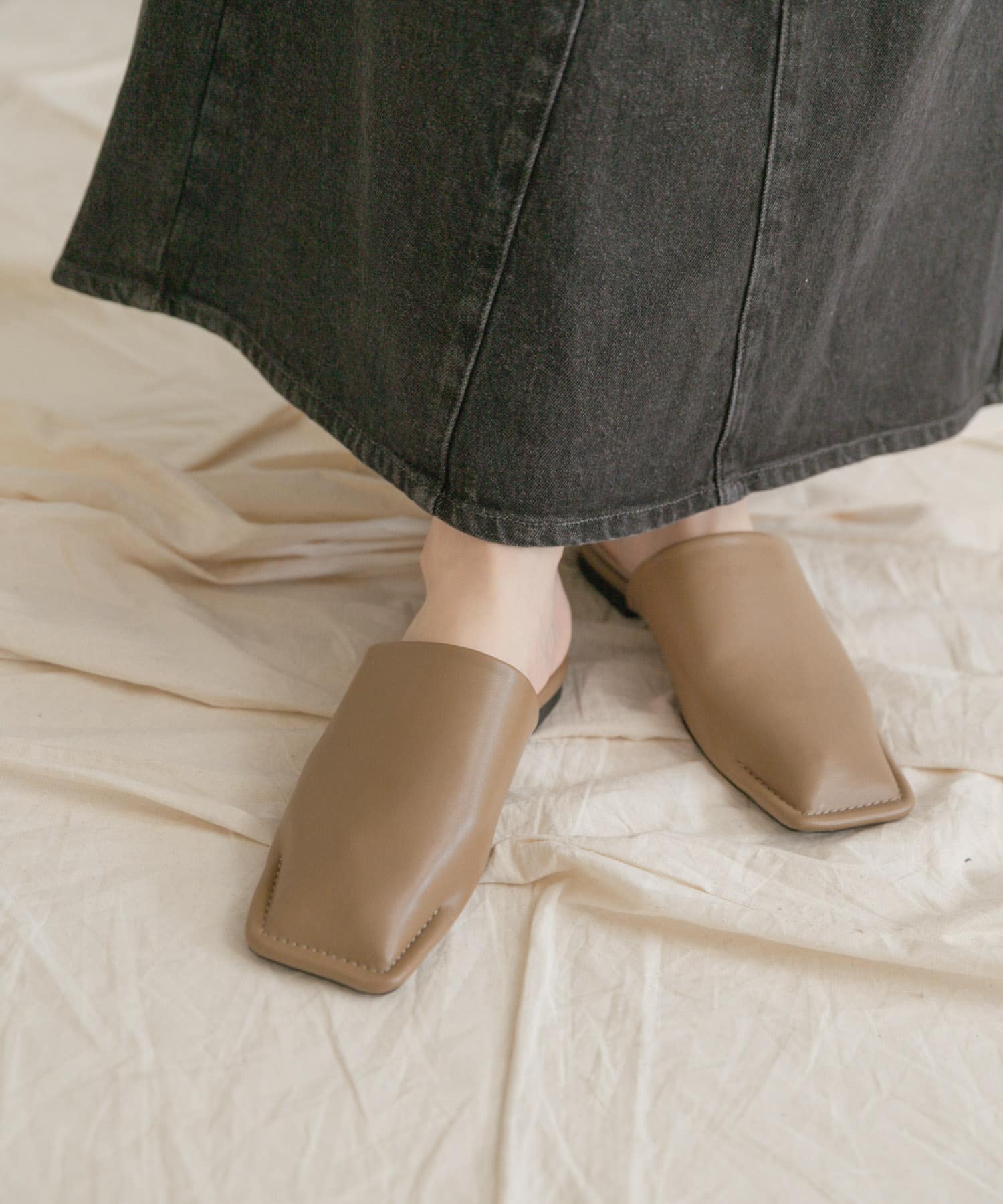 スクエアサンダル