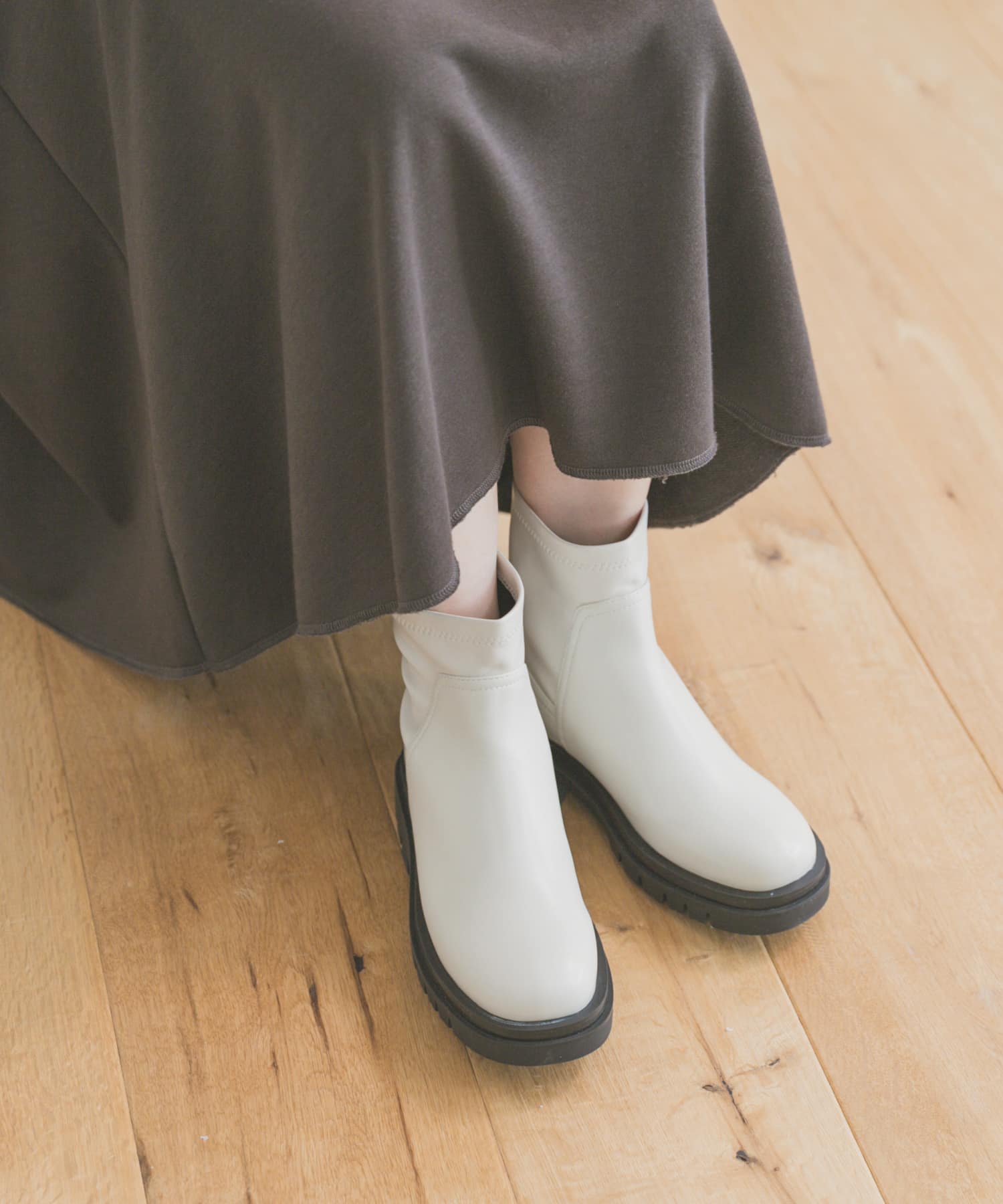 トラックソールストレッチブーツ IVO S