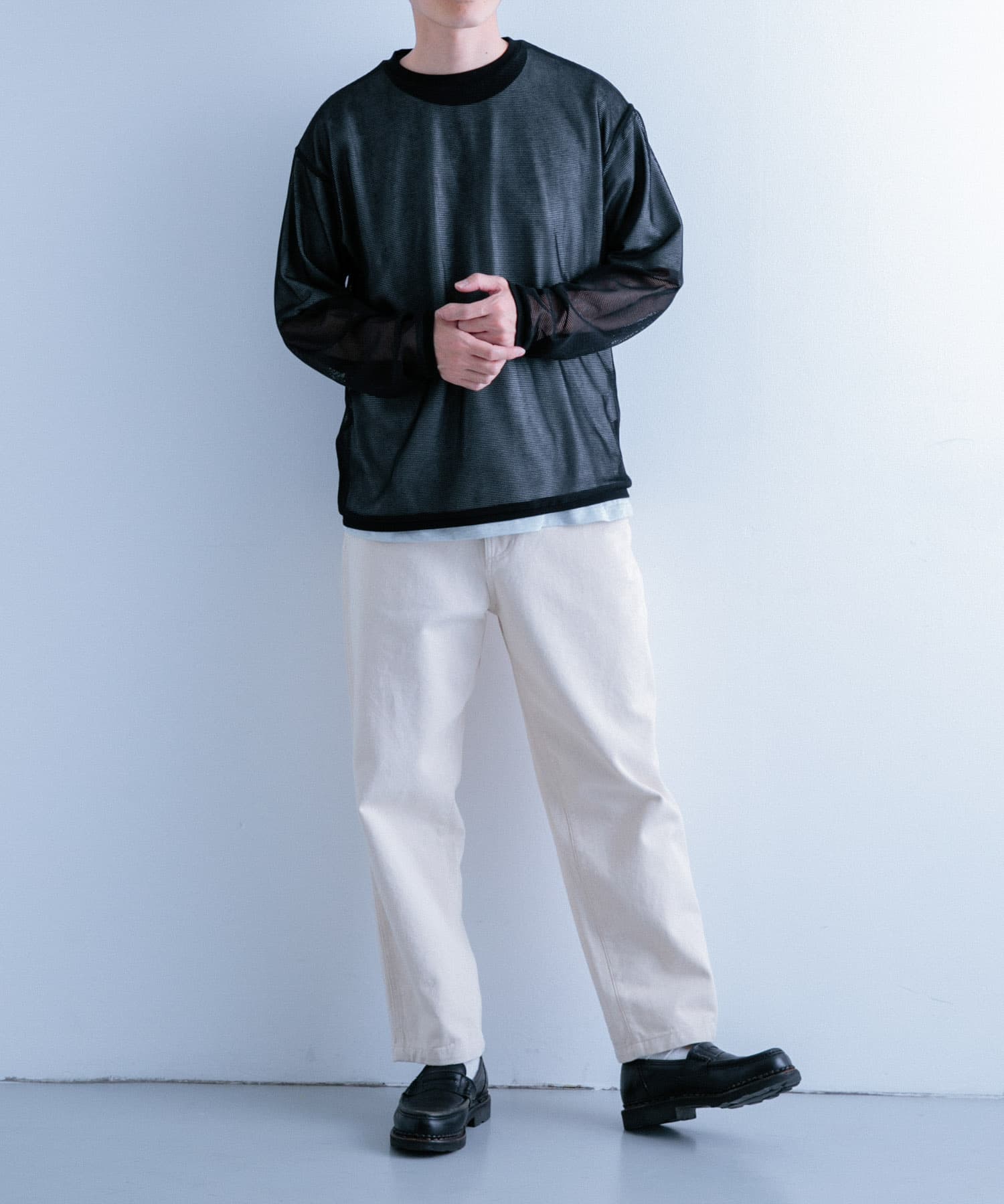 BLK×WHT