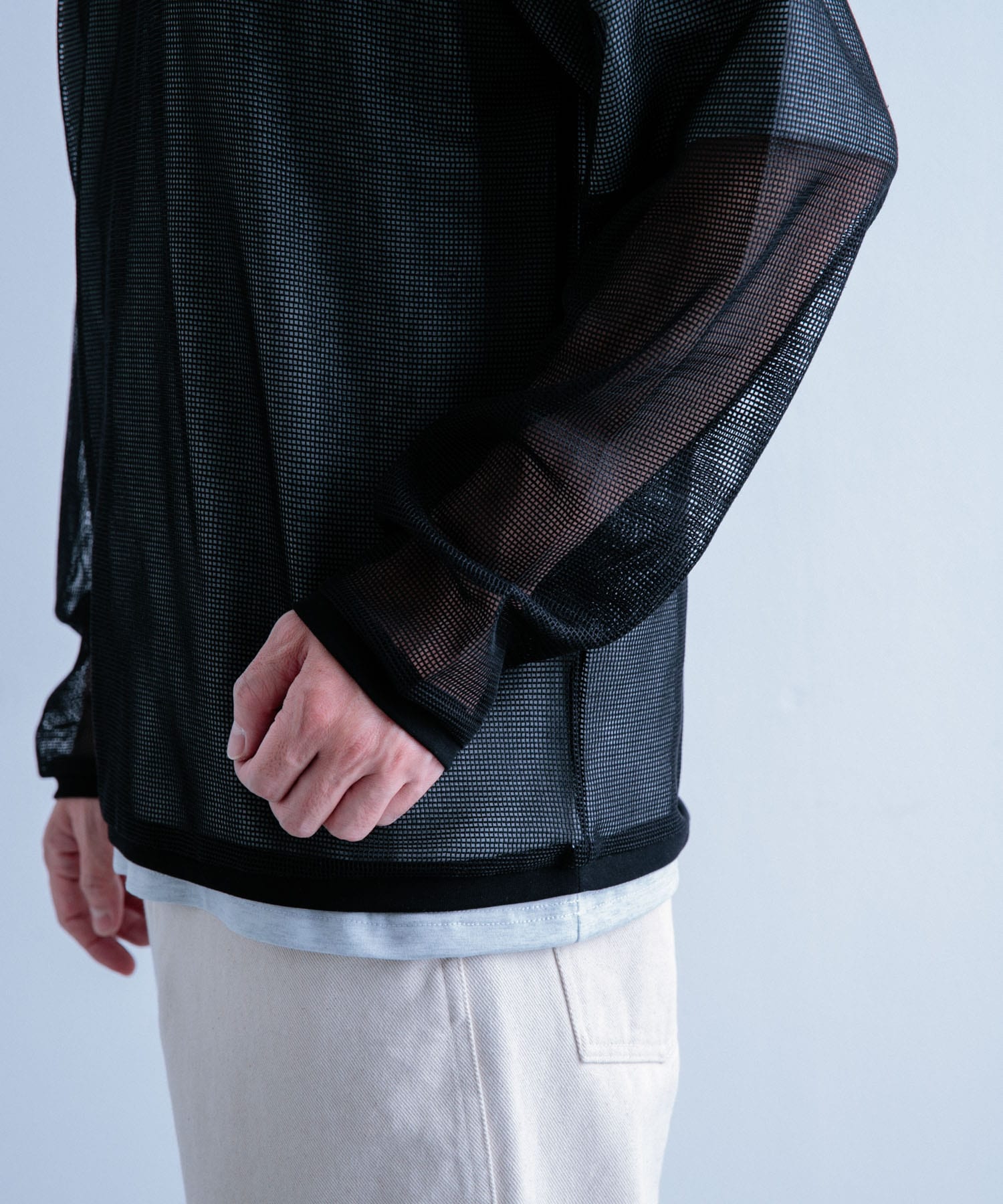 BLK×WHT
