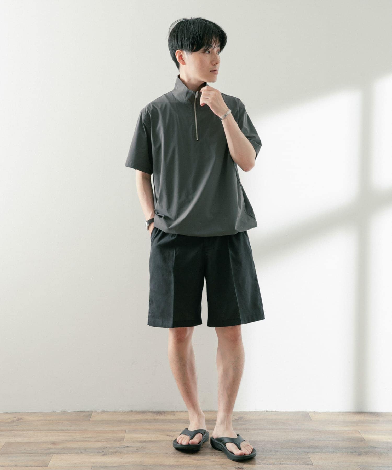 シルキーナイロンハーフZIP多機能トップス(M NVY): トップス｜URBAN