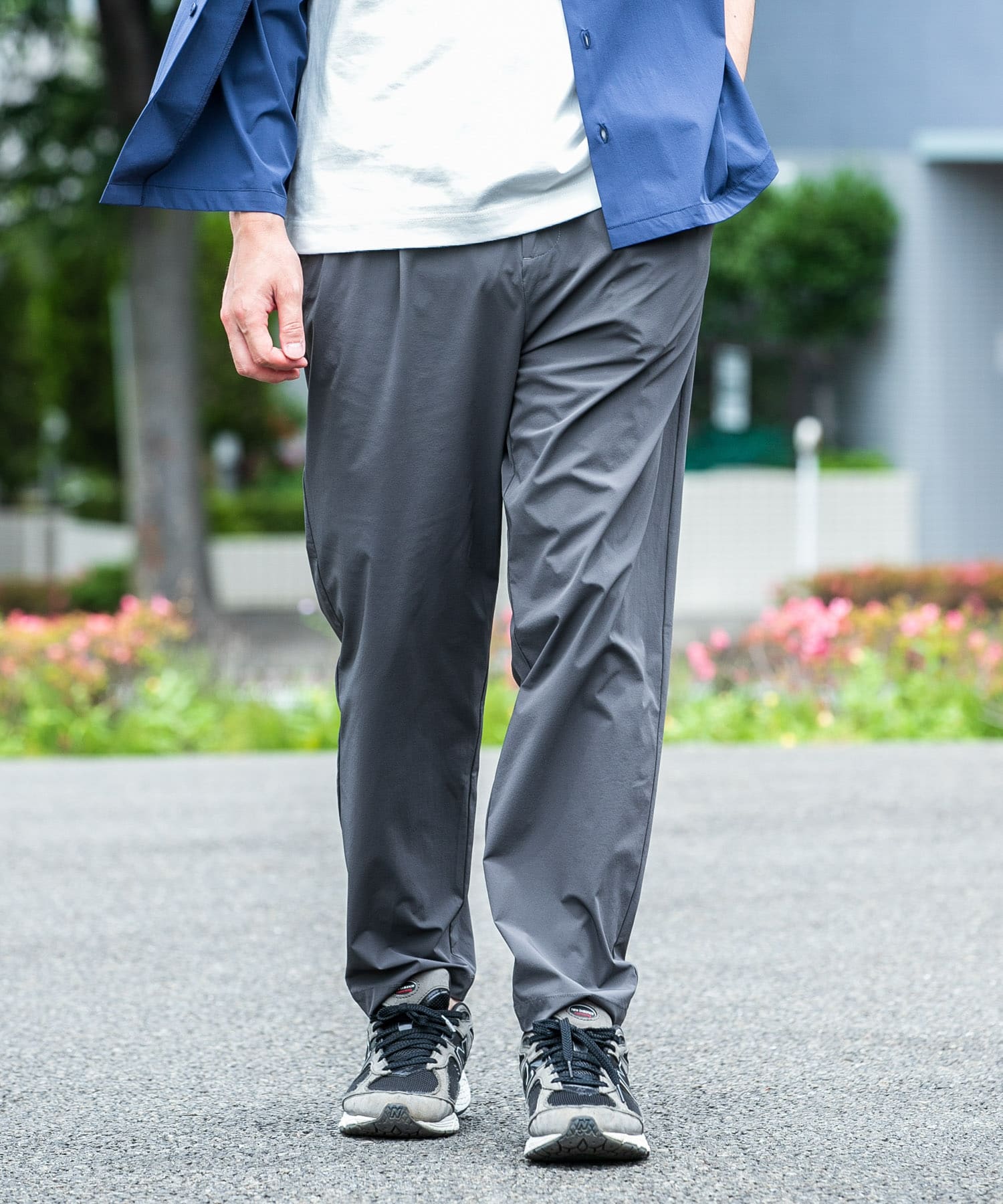 シルキーナイロン 多機能 タックパンツ