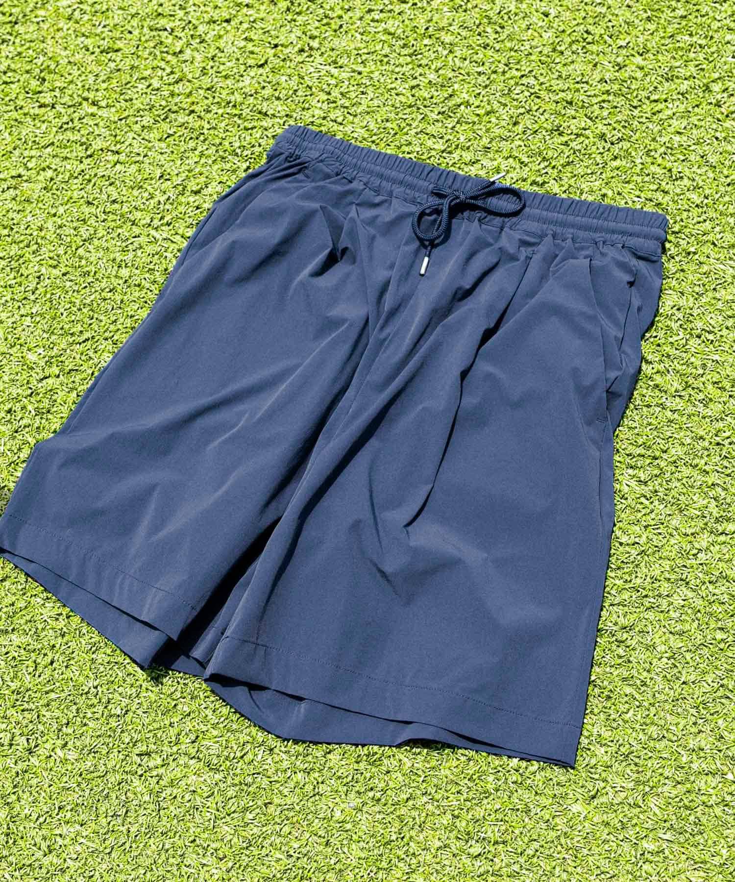 シルキーナイロン 多機能 ショートパンツ