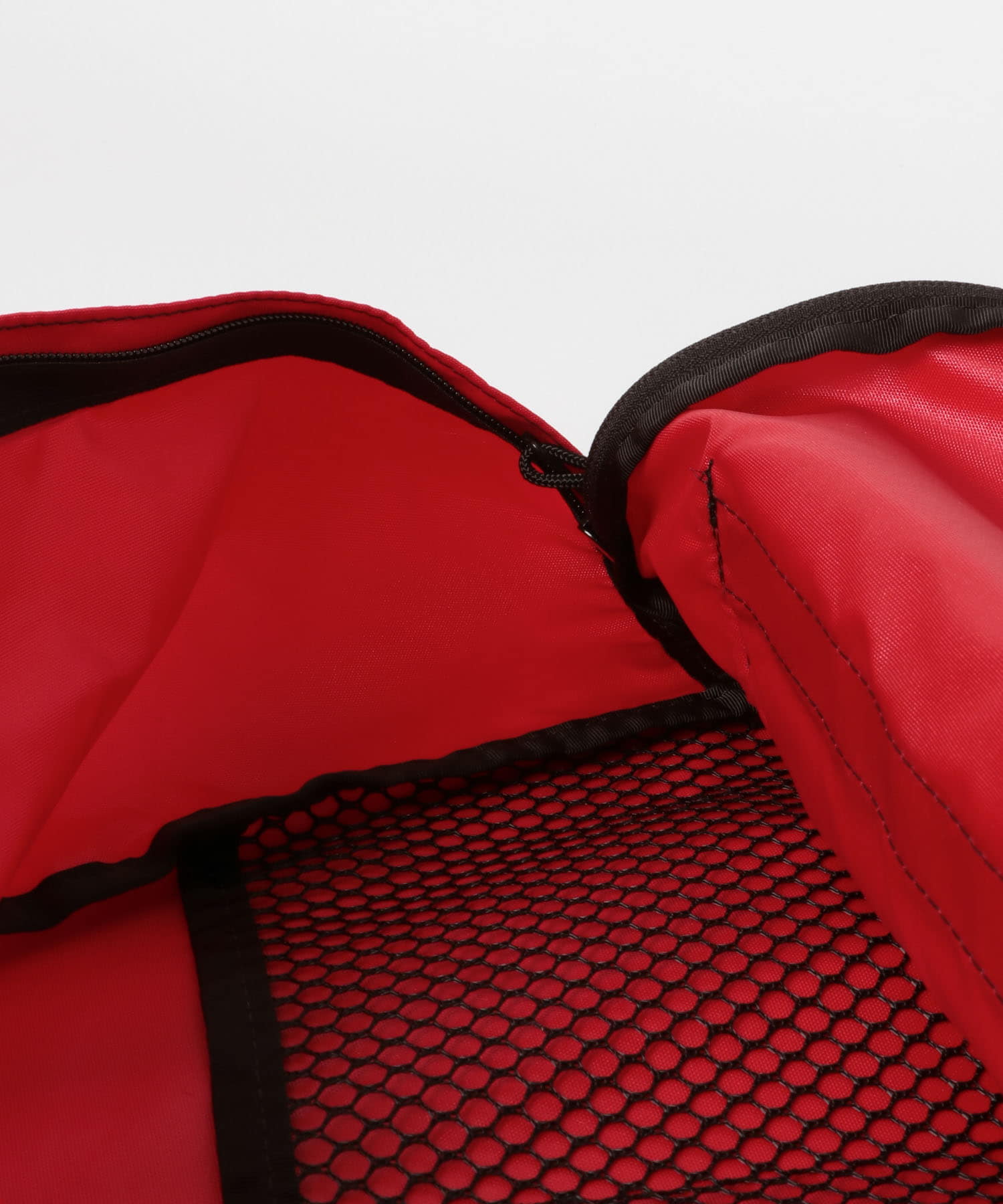 WILD WALLETS　Day Pack RED -