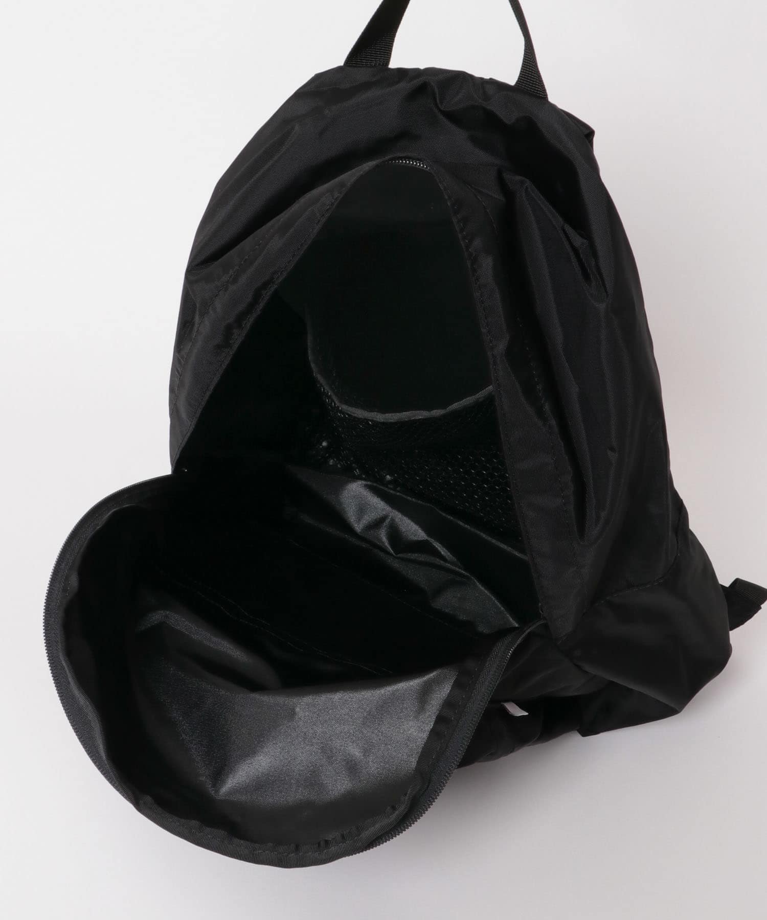 WILD WALLETS　Day Pack BLK -