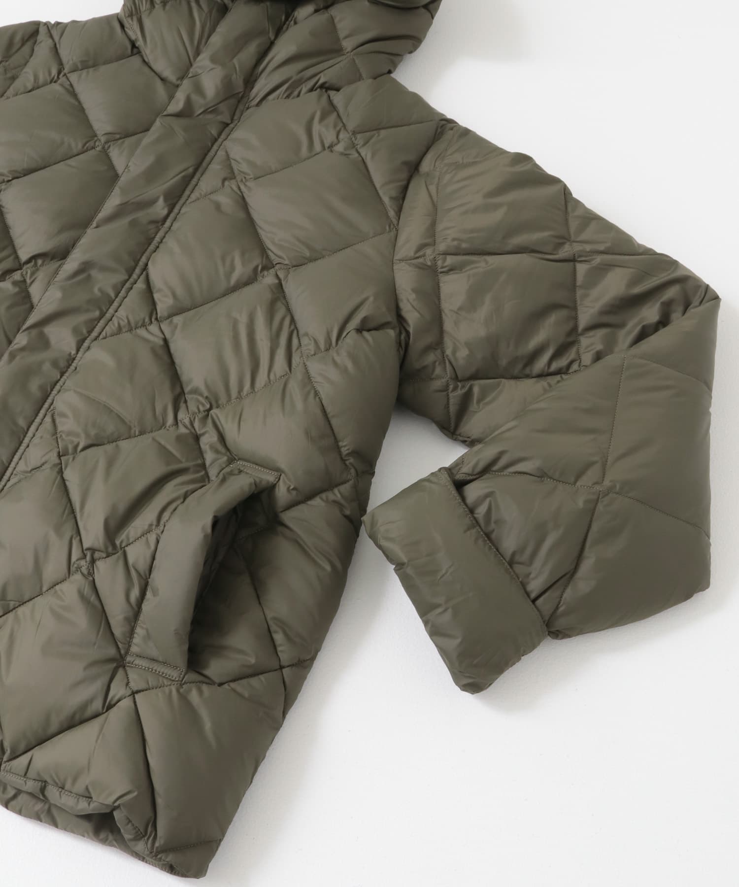 TAION　PACKABLE HOOD DOWN JACKET OLV M