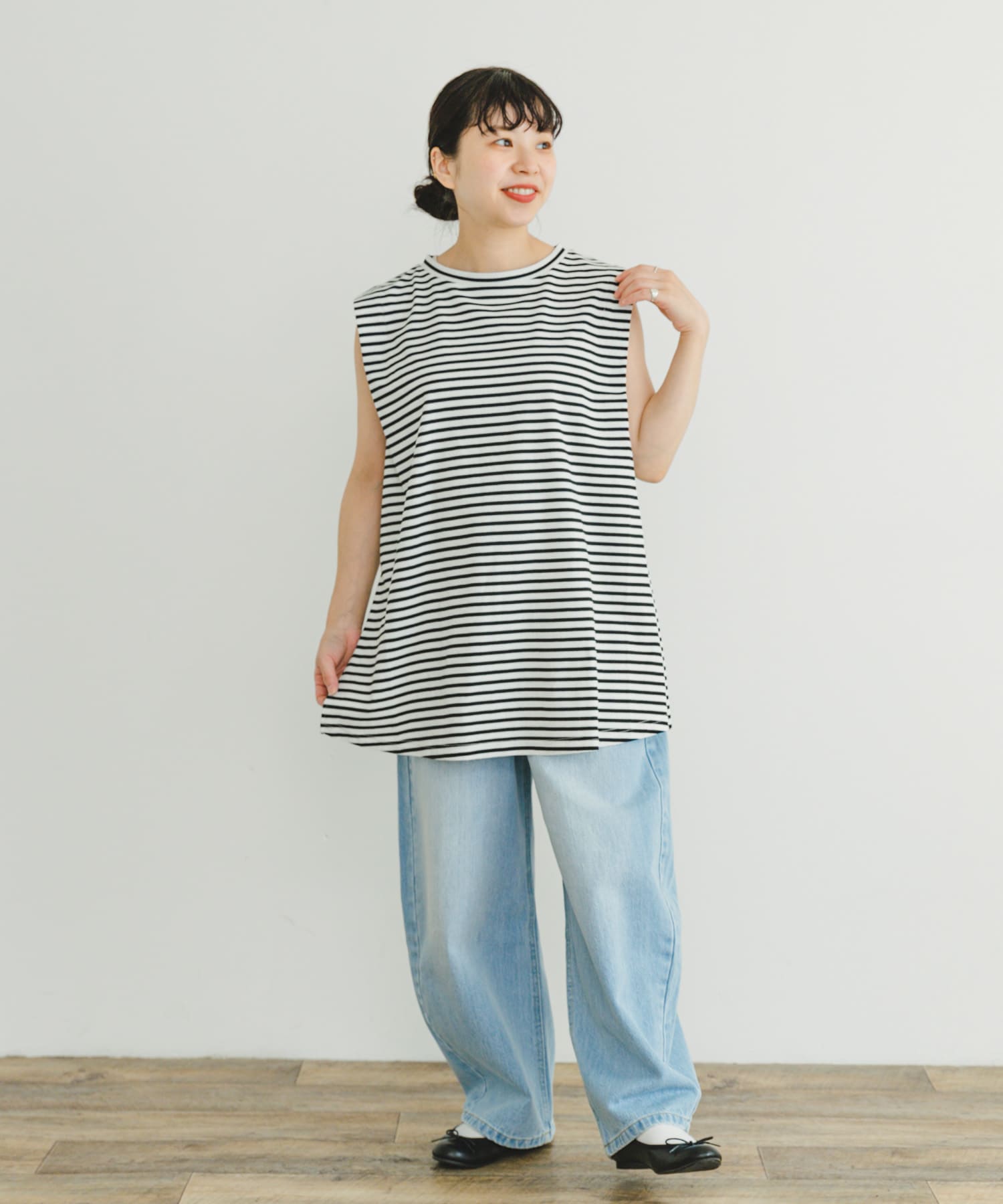 WHT×BLK②