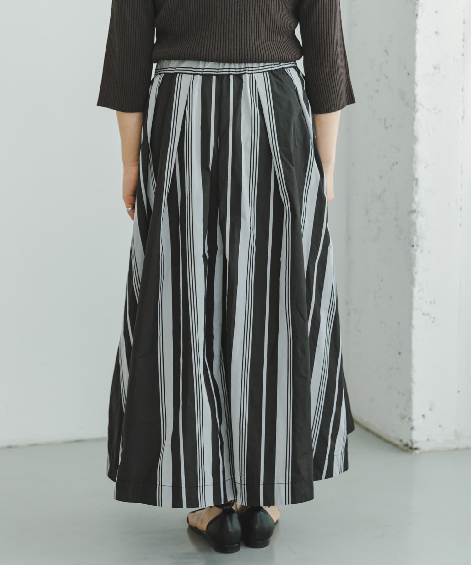 BLK×GRY
