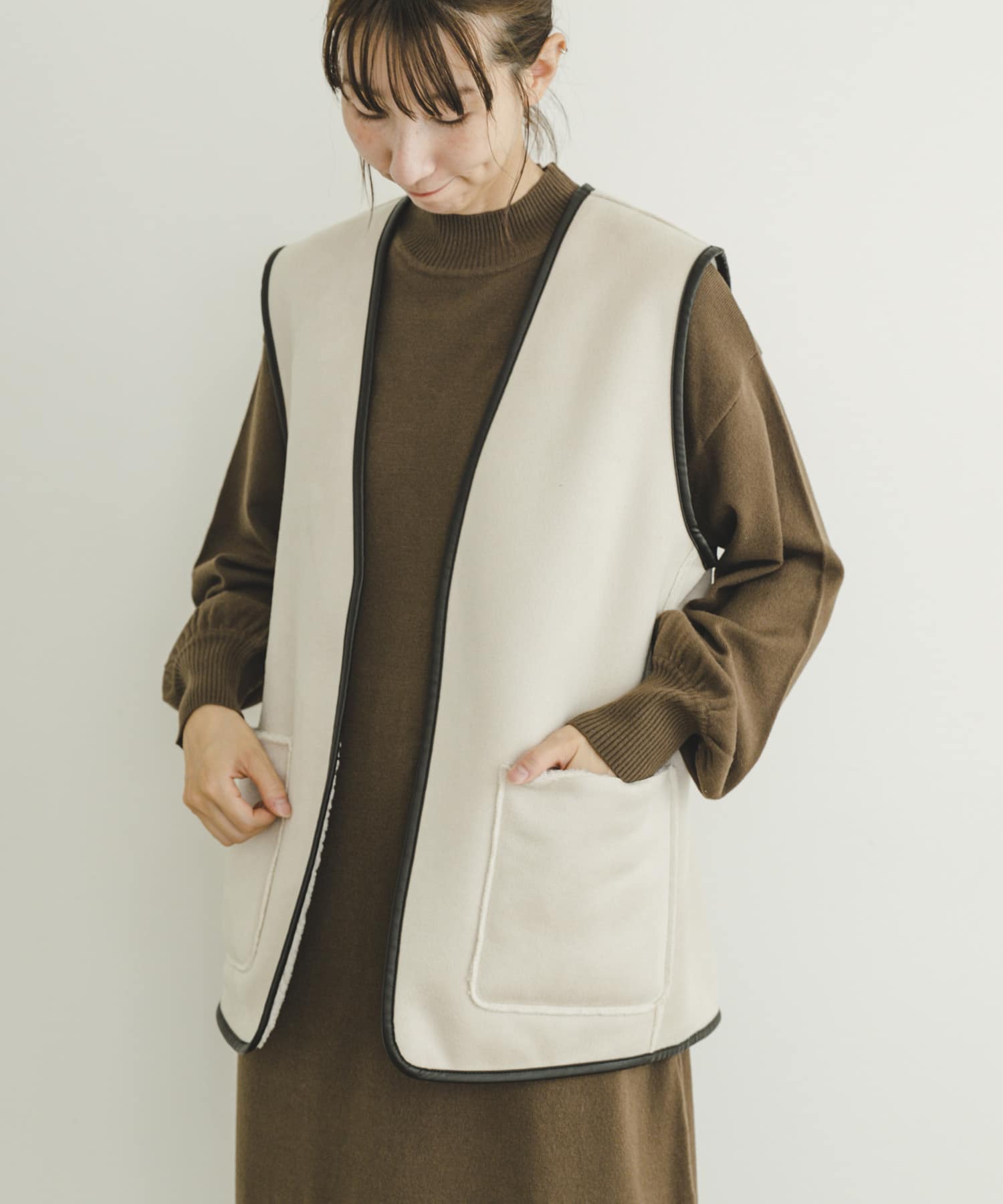 リバーシブルムートンボアベスト