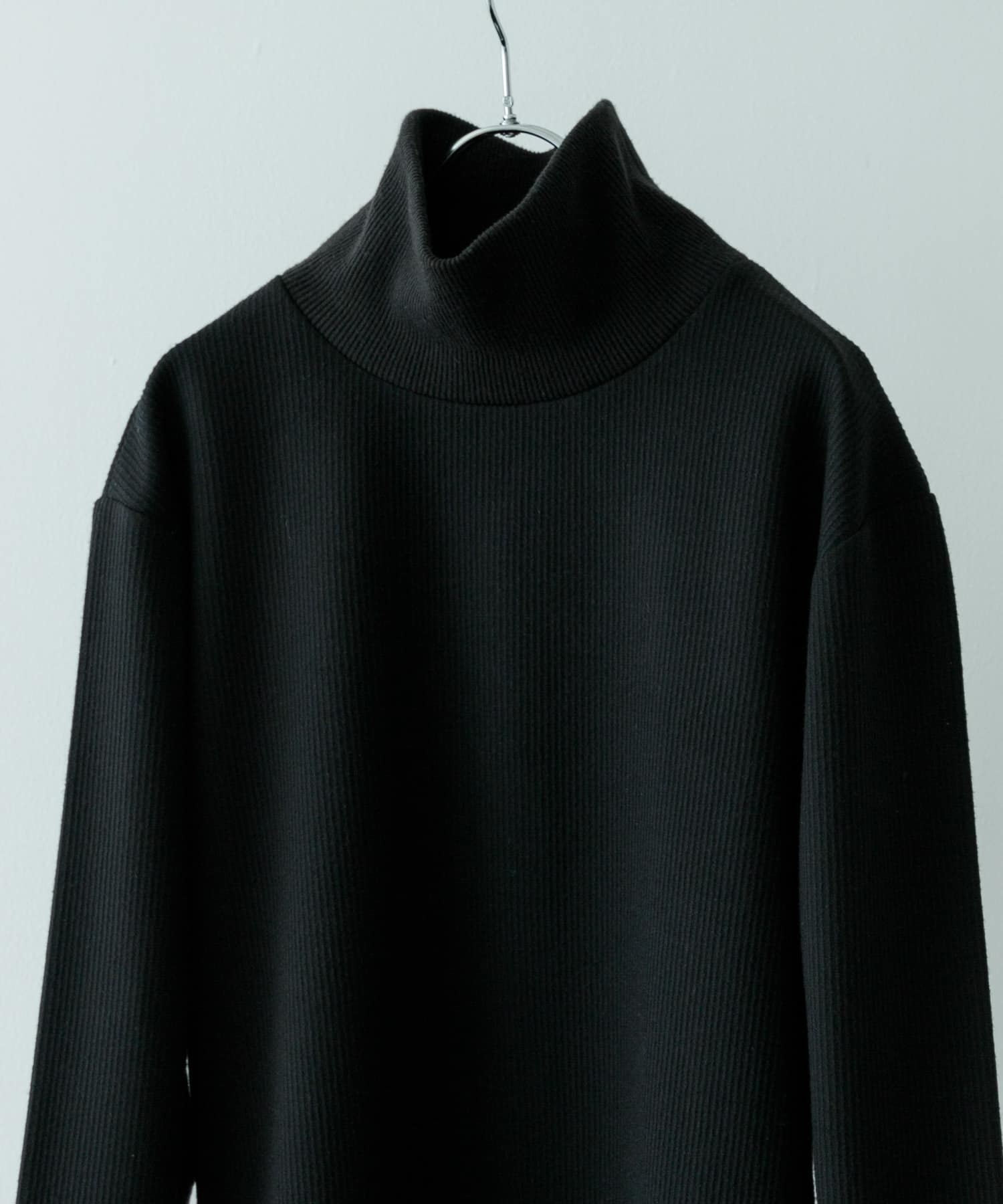 ハイネック リブ ヘビーウェイトトップス BLK M