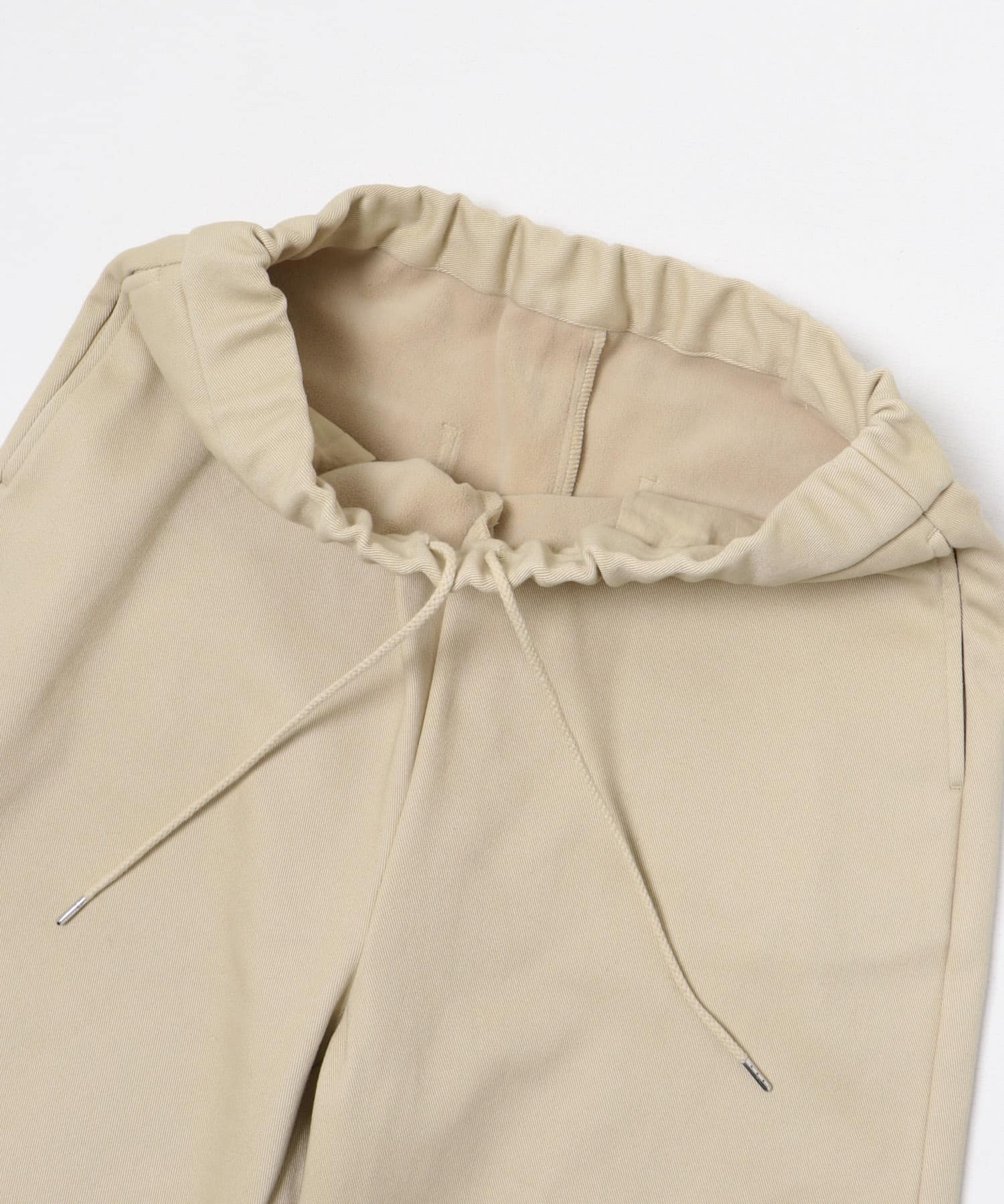 L.BEIGE