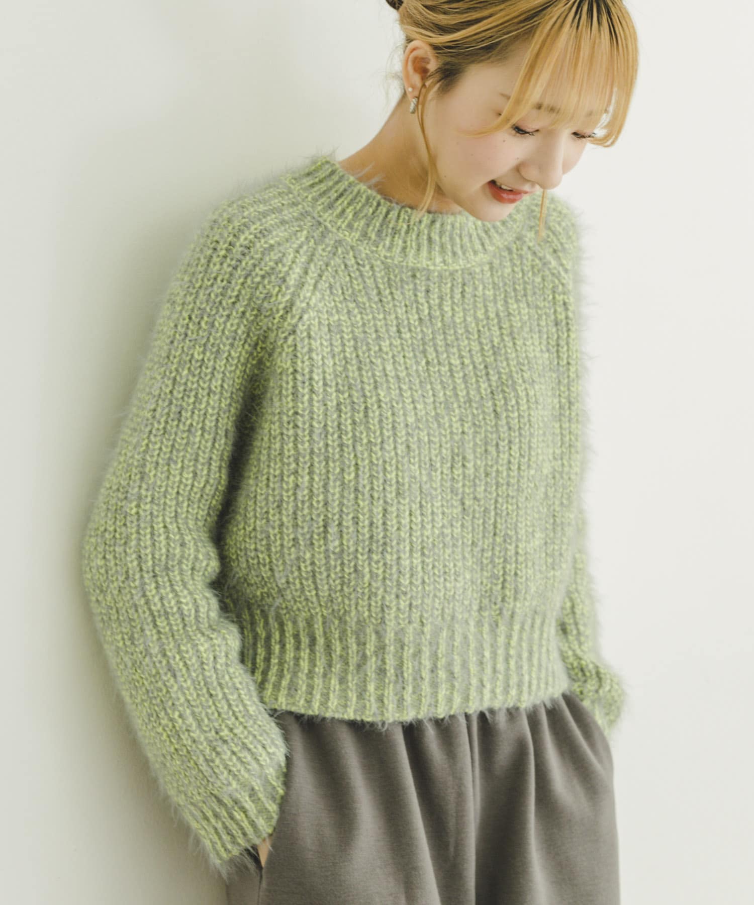 ミックスシャギーショートニット